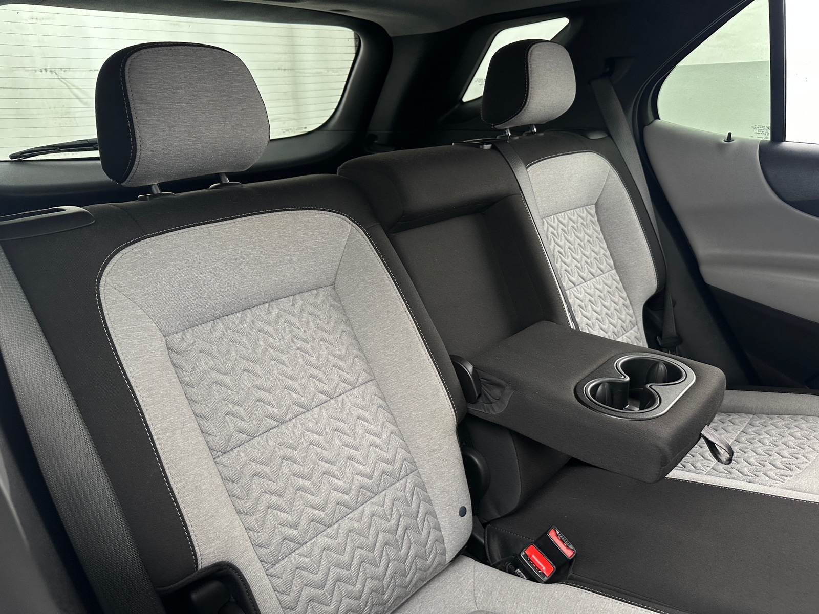 Thumbnail: 2023 Chevrolet Equinox - 6