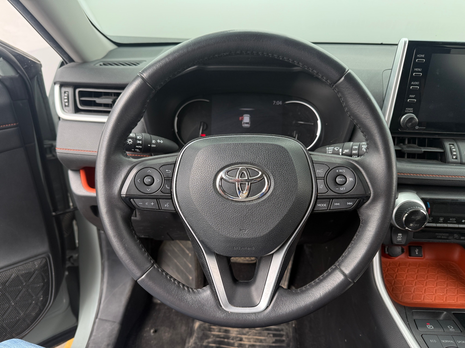 Thumbnail: 2021 Toyota RAV4 - 4