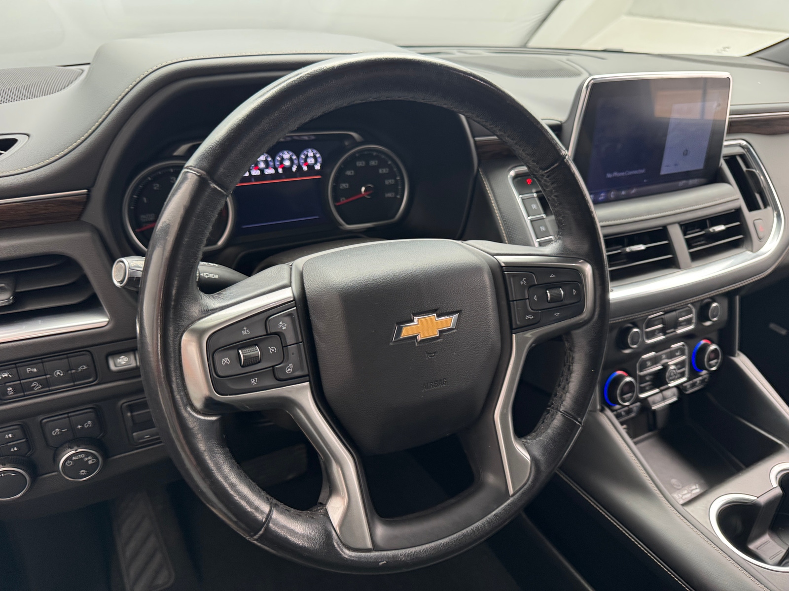 Thumbnail: 2021 Chevrolet Suburban - 4