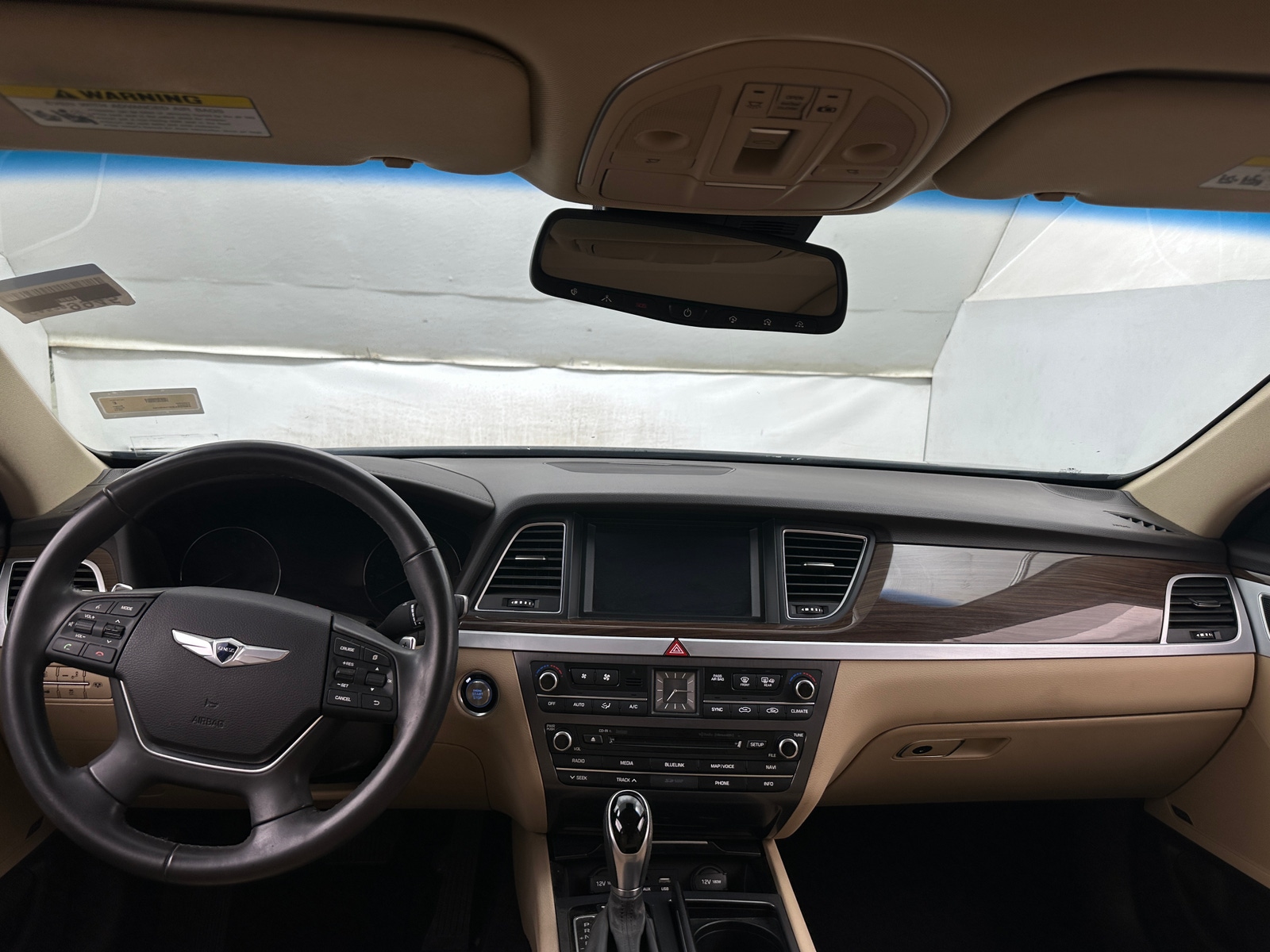 Thumbnail: 2015 Hyundai Genesis - 2