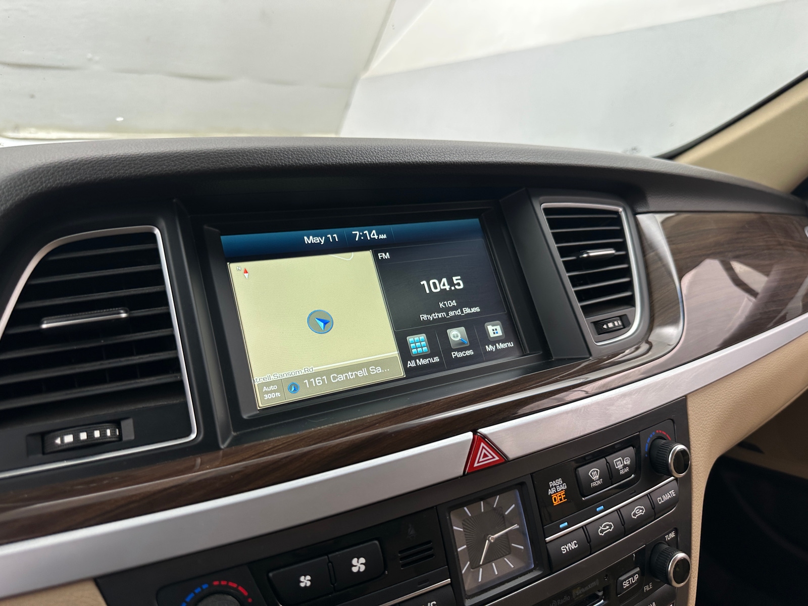 Thumbnail: 2015 Hyundai Genesis - 3