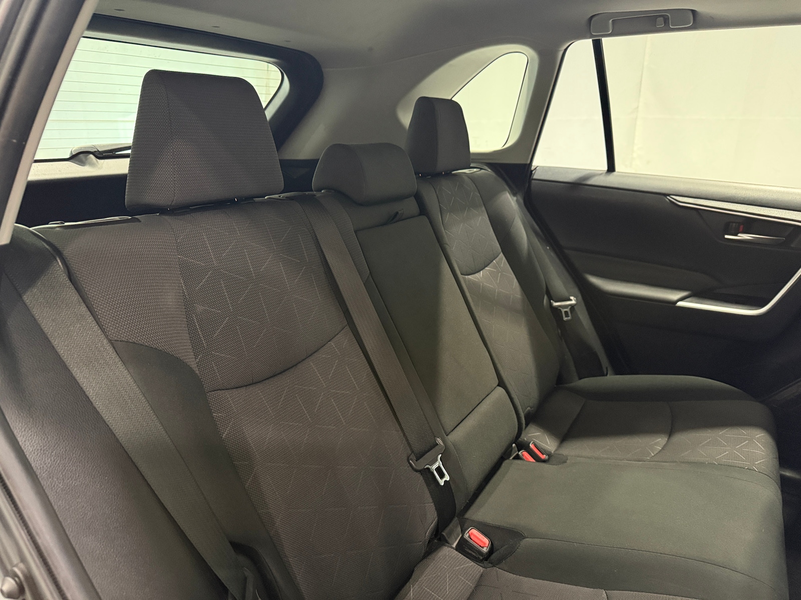 Thumbnail: 2019 Toyota RAV4 - 6