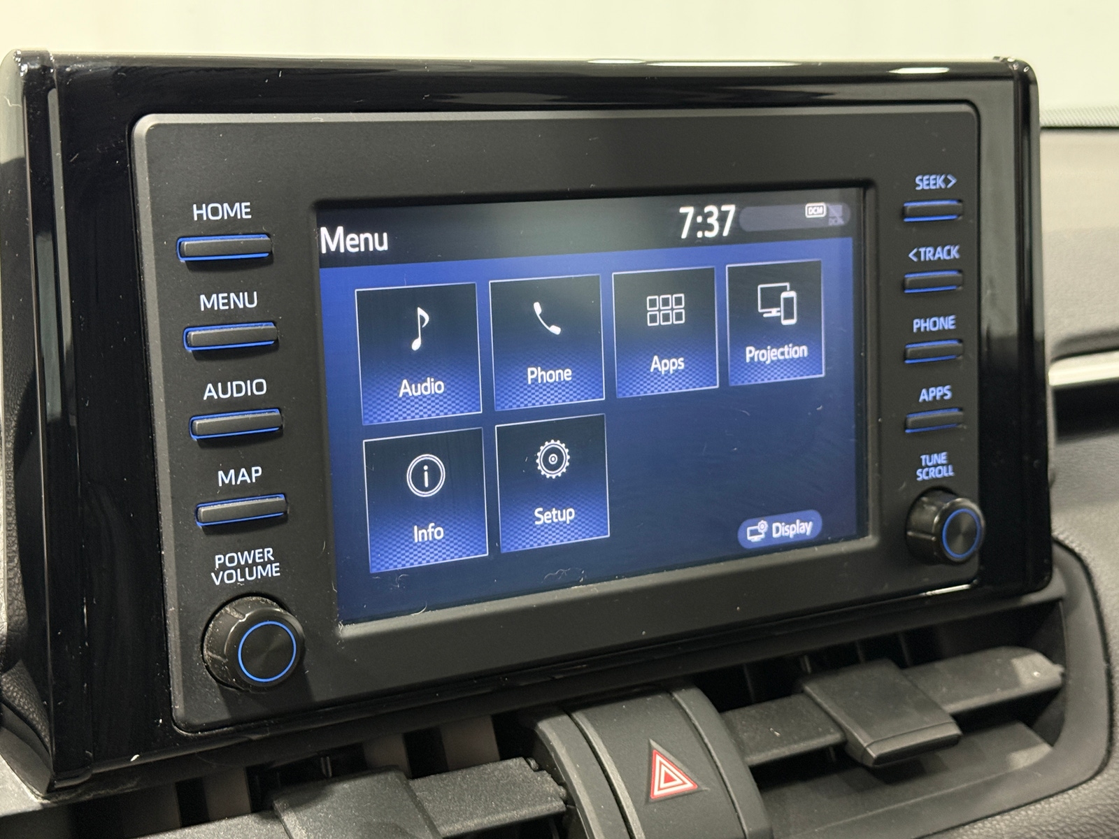 Thumbnail: 2019 Toyota RAV4 - 4