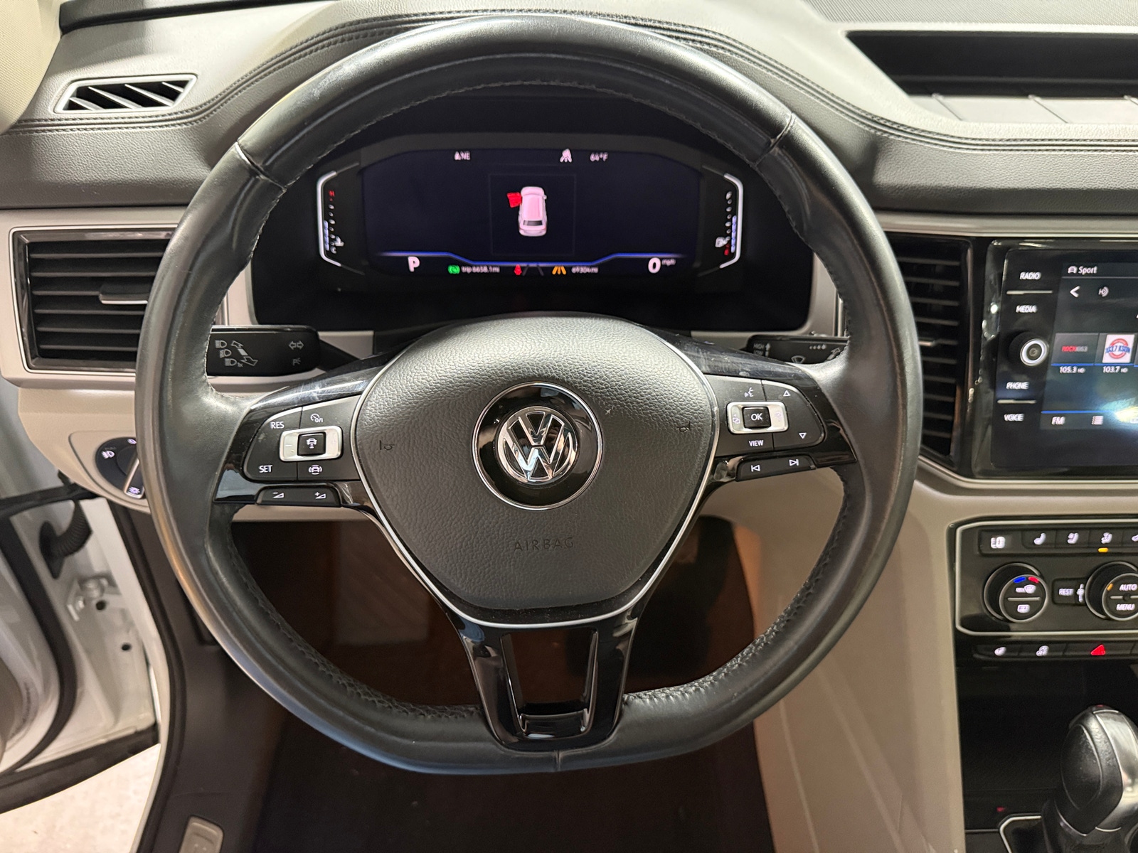 Thumbnail: 2019 Volkswagen Atlas - 4