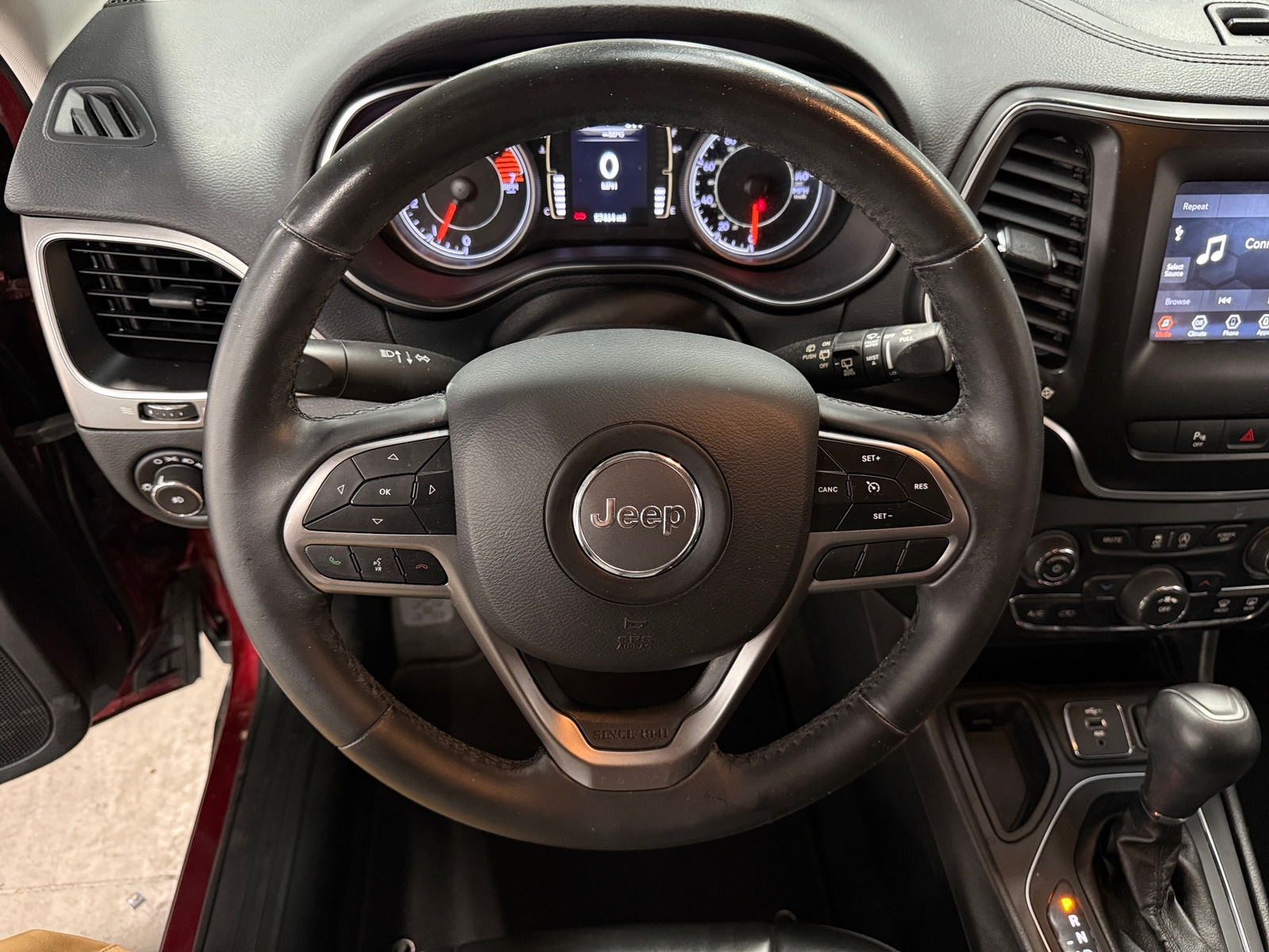 Thumbnail: 2020 Jeep Cherokee - 5