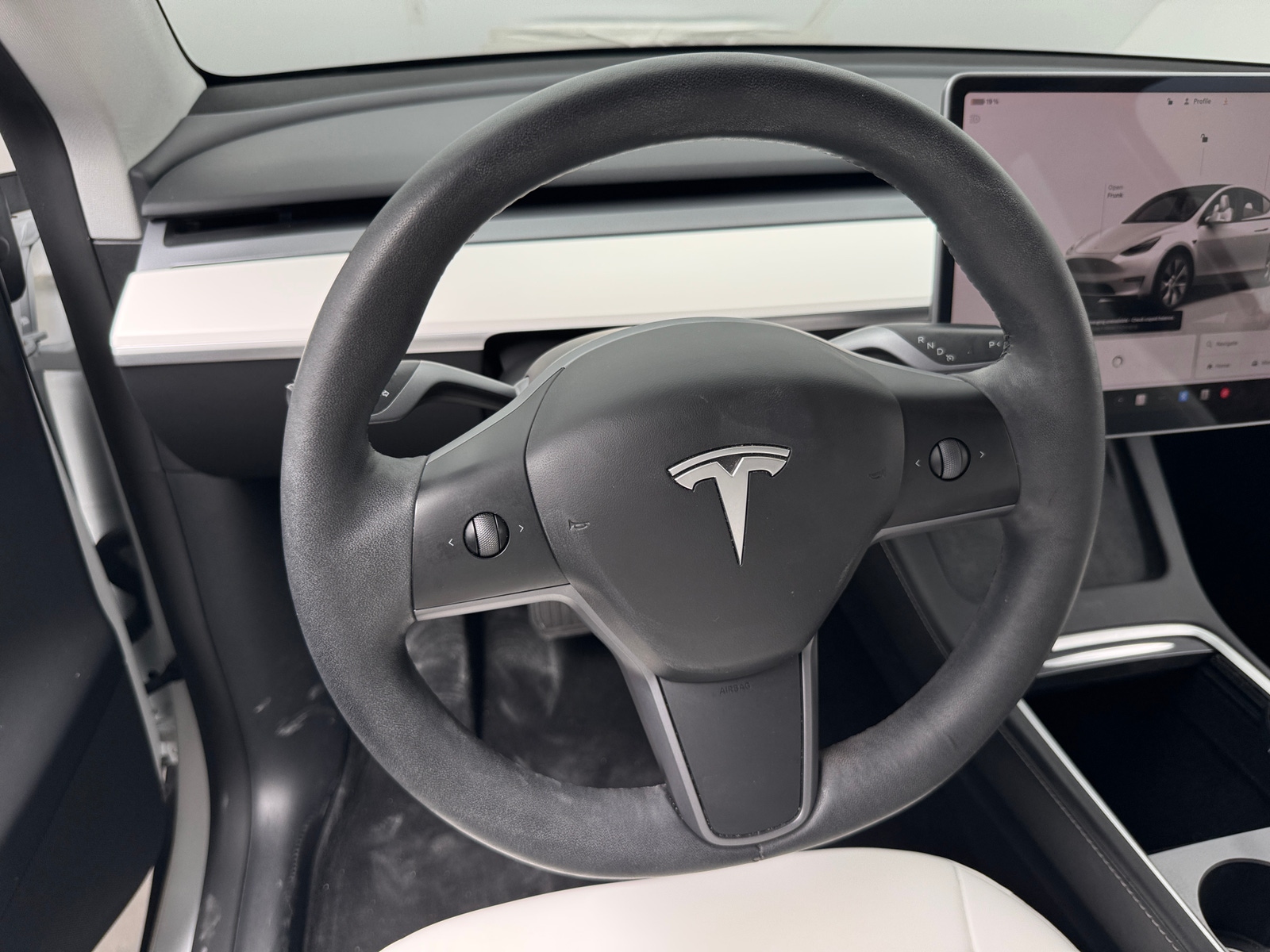 Thumbnail: 2023 Tesla Model Y - 4