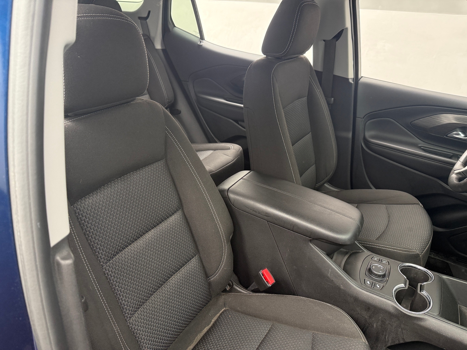 Thumbnail: 2022 GMC Terrain - 2