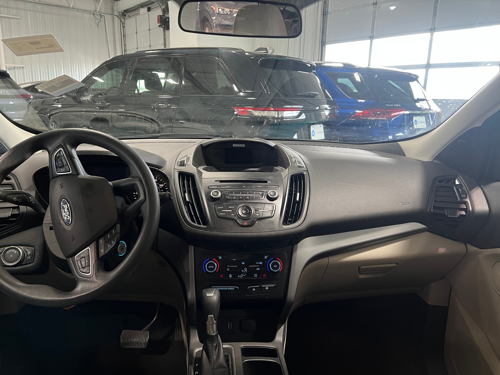 Thumbnail: 2017 Ford Escape - 3