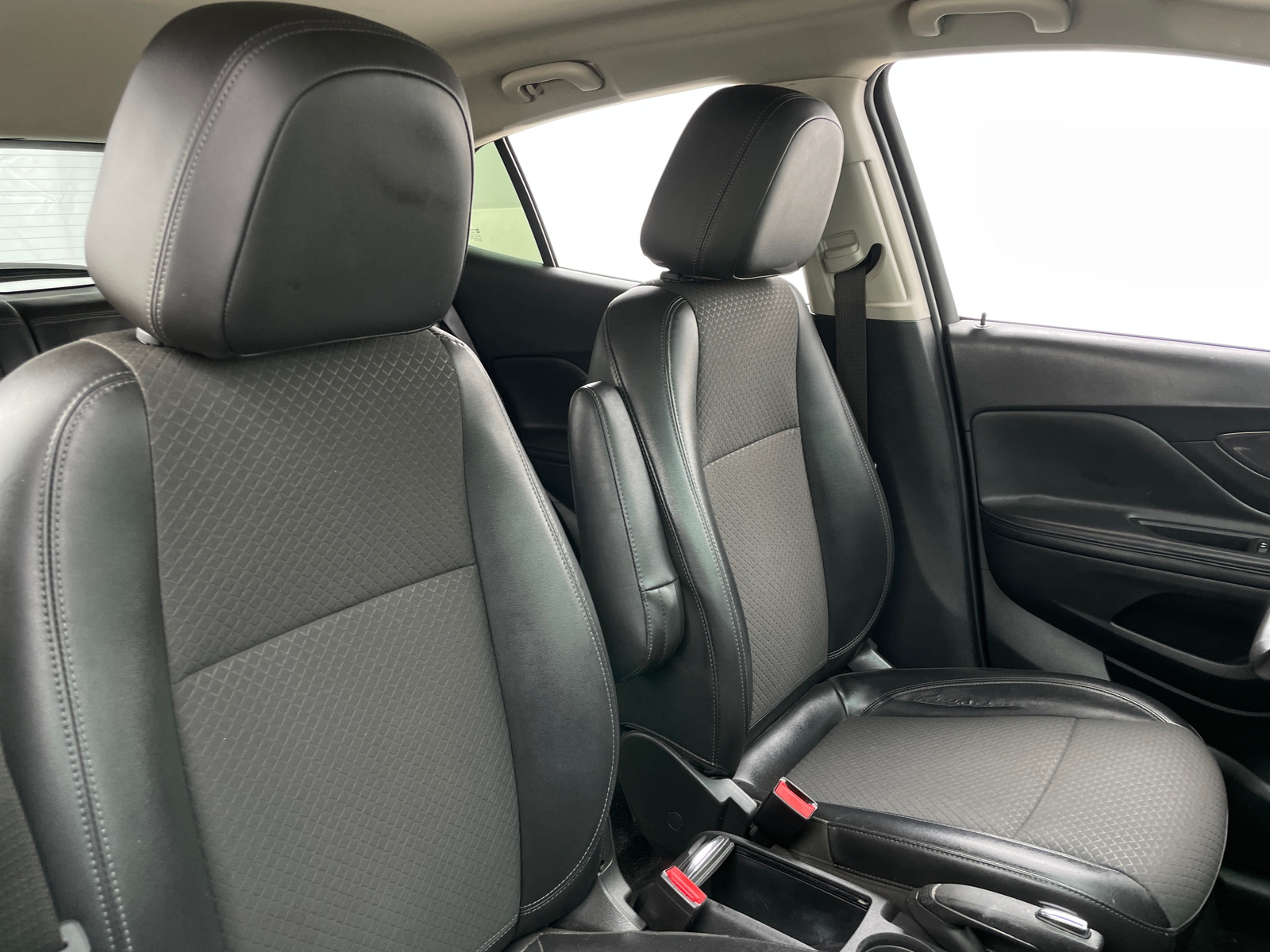 Thumbnail: 2018 Buick Encore - 2