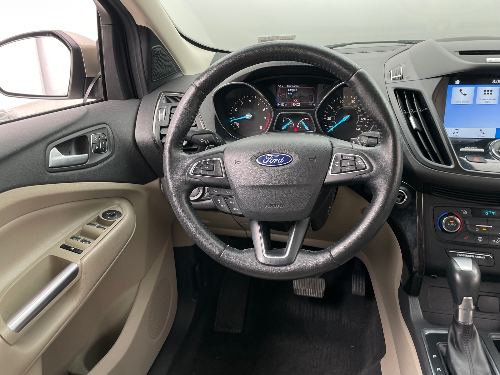 Thumbnail: 2017 Ford Escape - 4