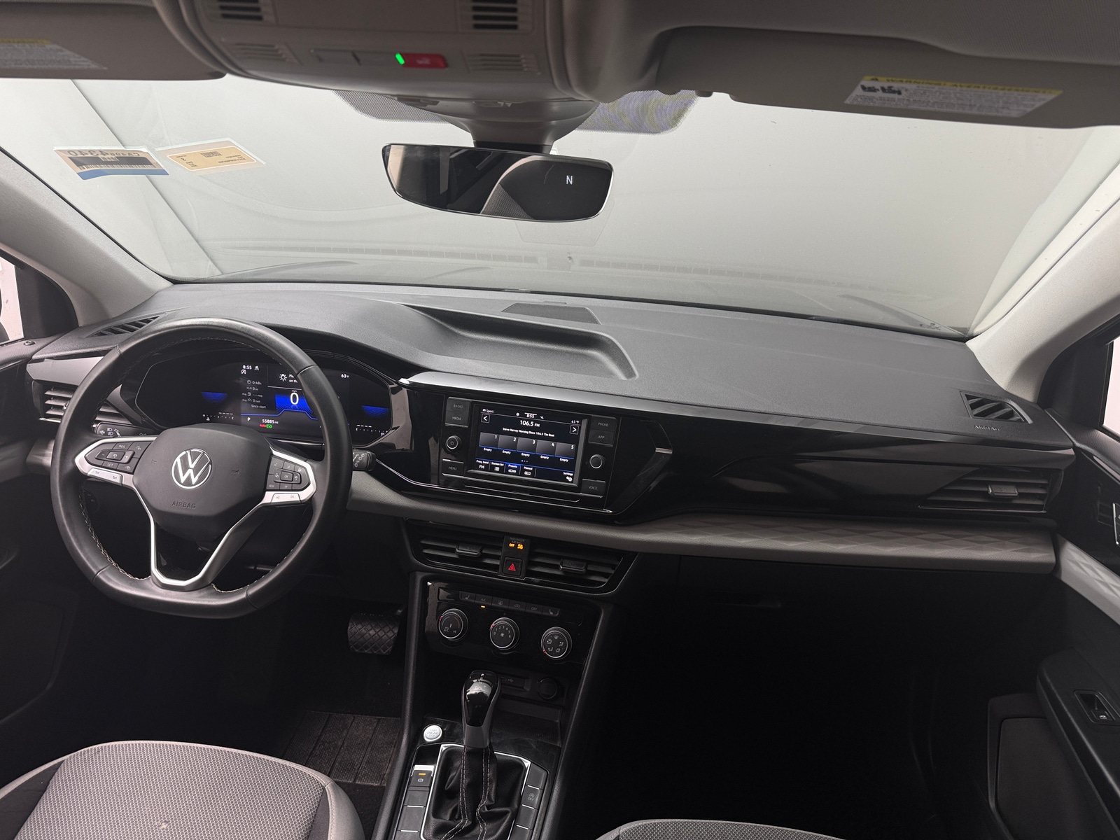 Thumbnail: 2023 Volkswagen Taos - 3