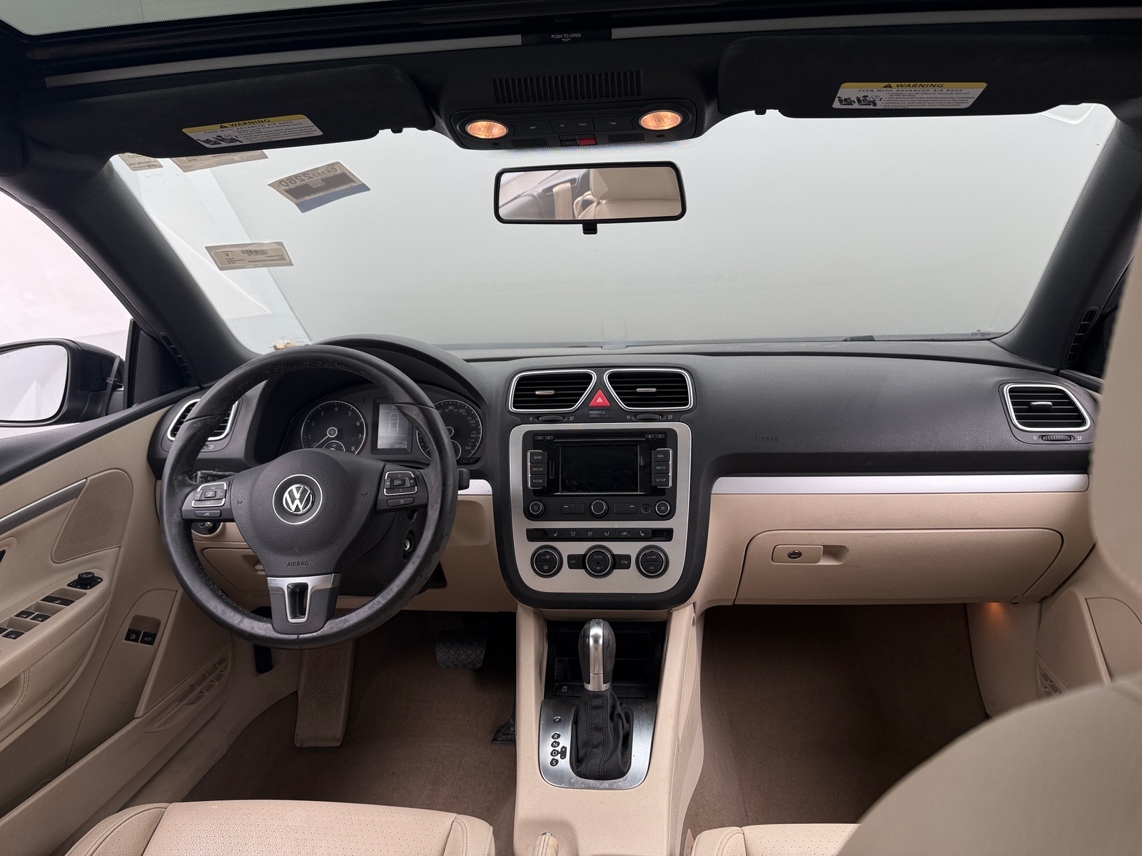 Thumbnail: 2016 Volkswagen Eos - 2