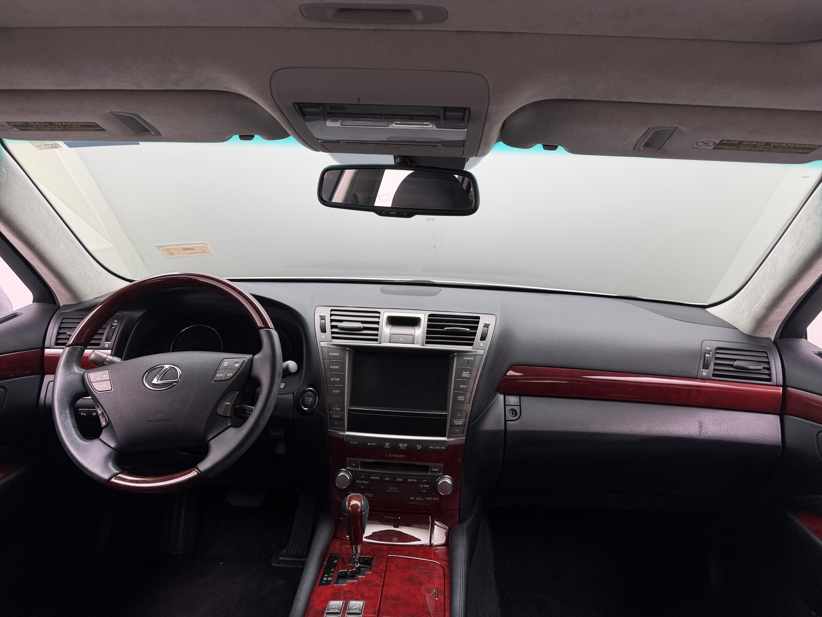 Thumbnail: 2012 Lexus LS - 2