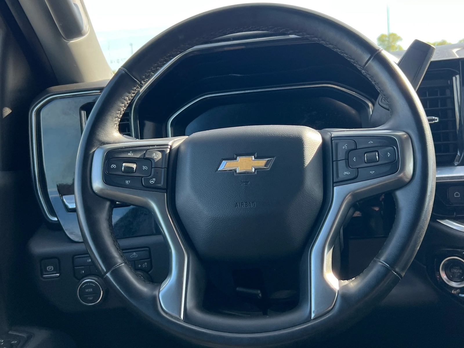 Thumbnail: 2025 Chevrolet Silverado 2500 - 5