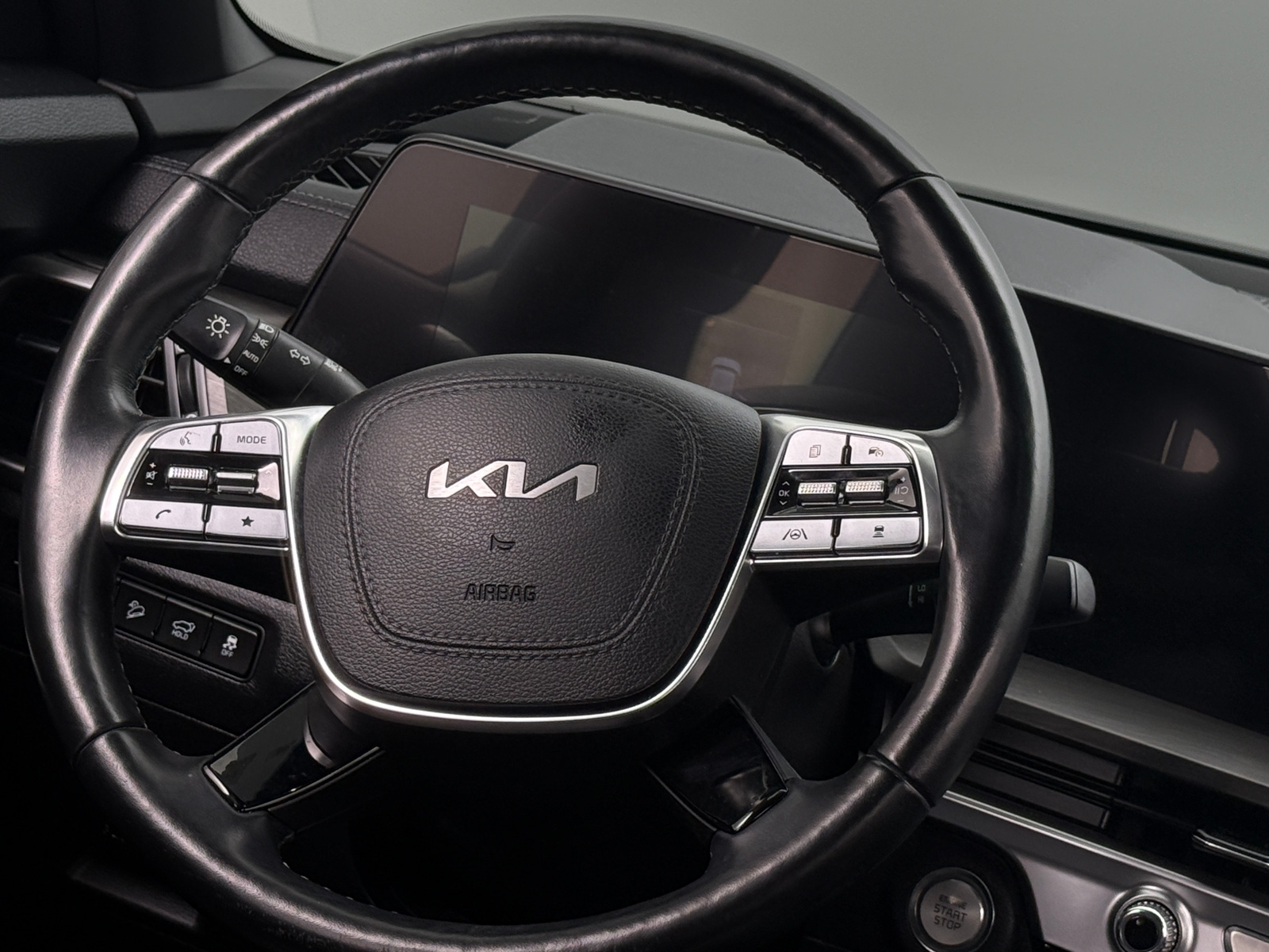 Thumbnail: 2023 Kia Telluride - 4