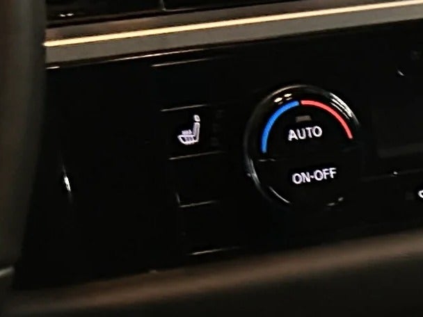 2025 Nissan Pathfinder SV - Photo 20