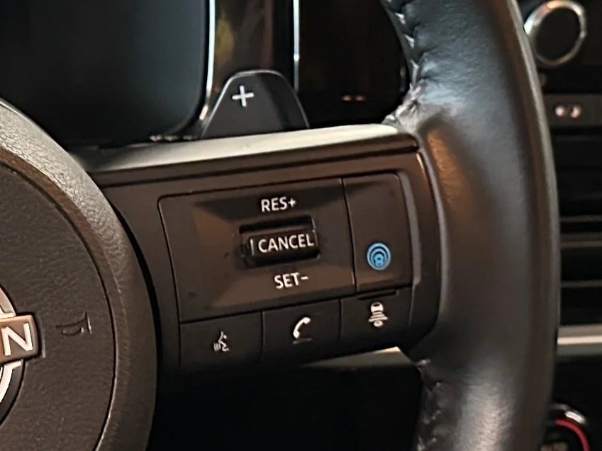2025 Nissan Pathfinder SV - Photo 21