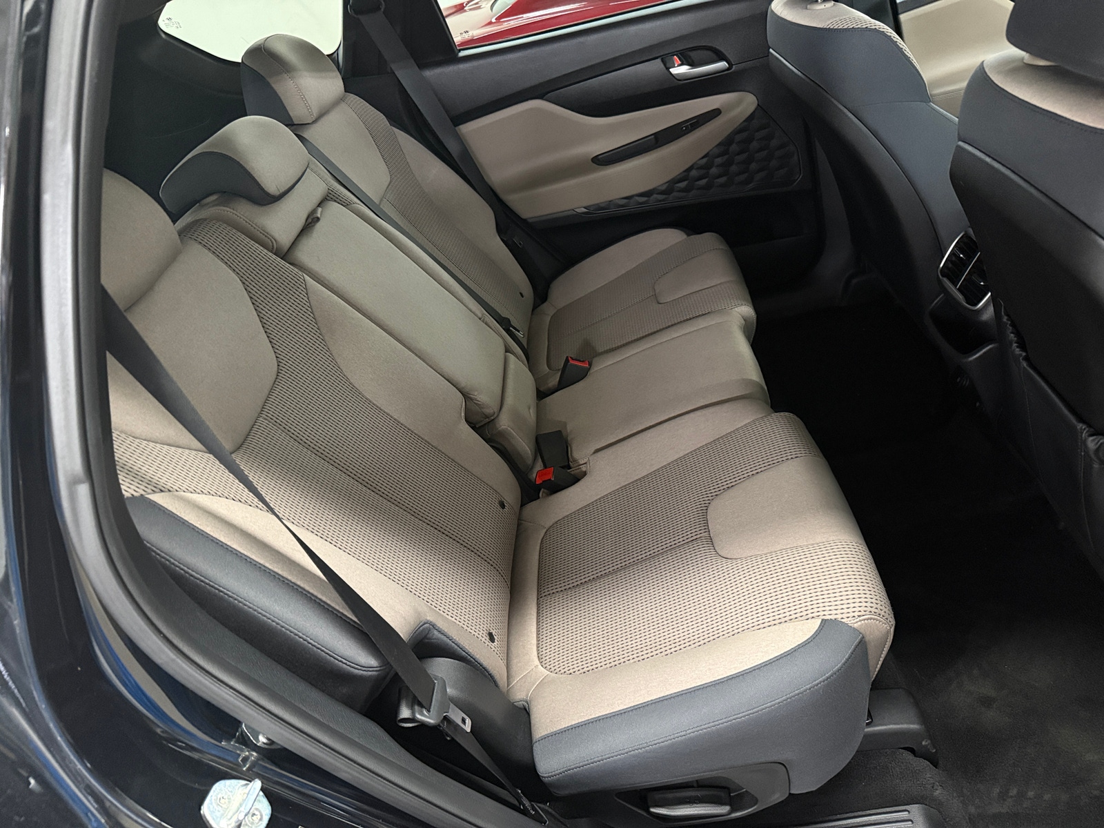 Thumbnail: 2020 Hyundai Santa Fe - 6