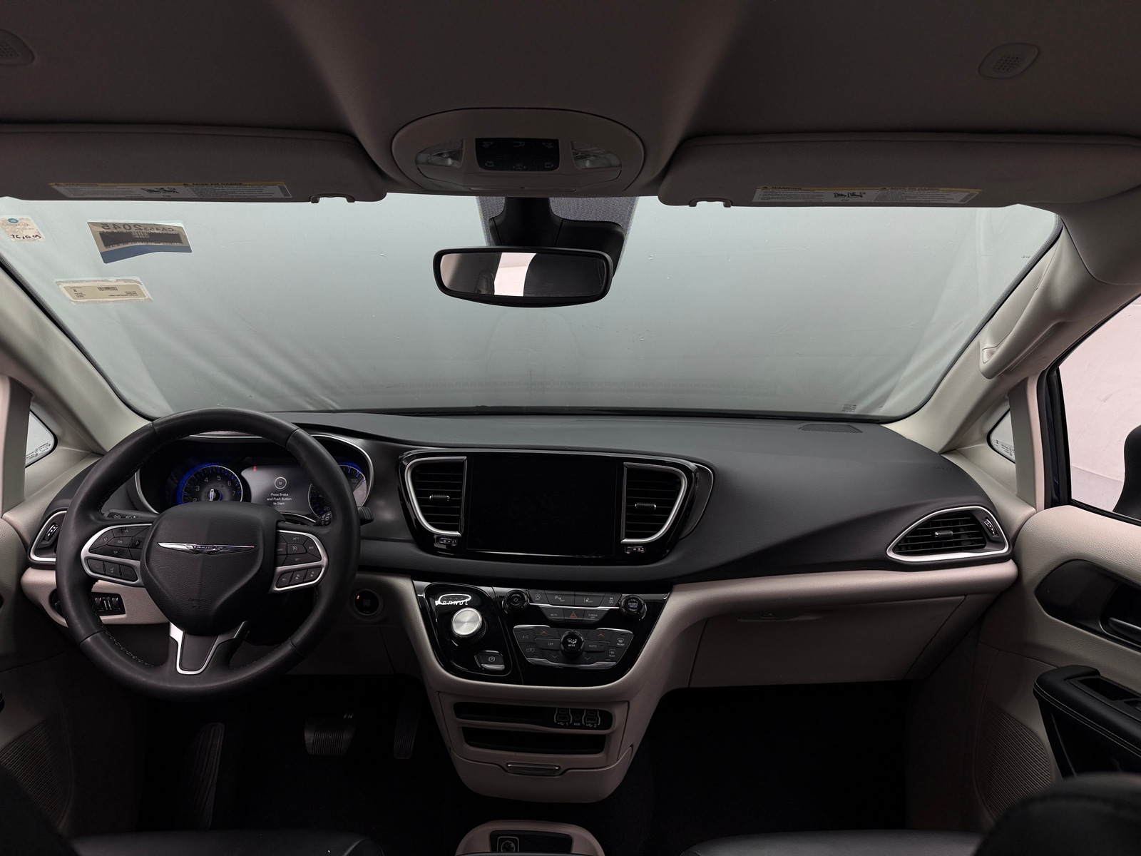Thumbnail: 2023 Chrysler Pacifica - 2