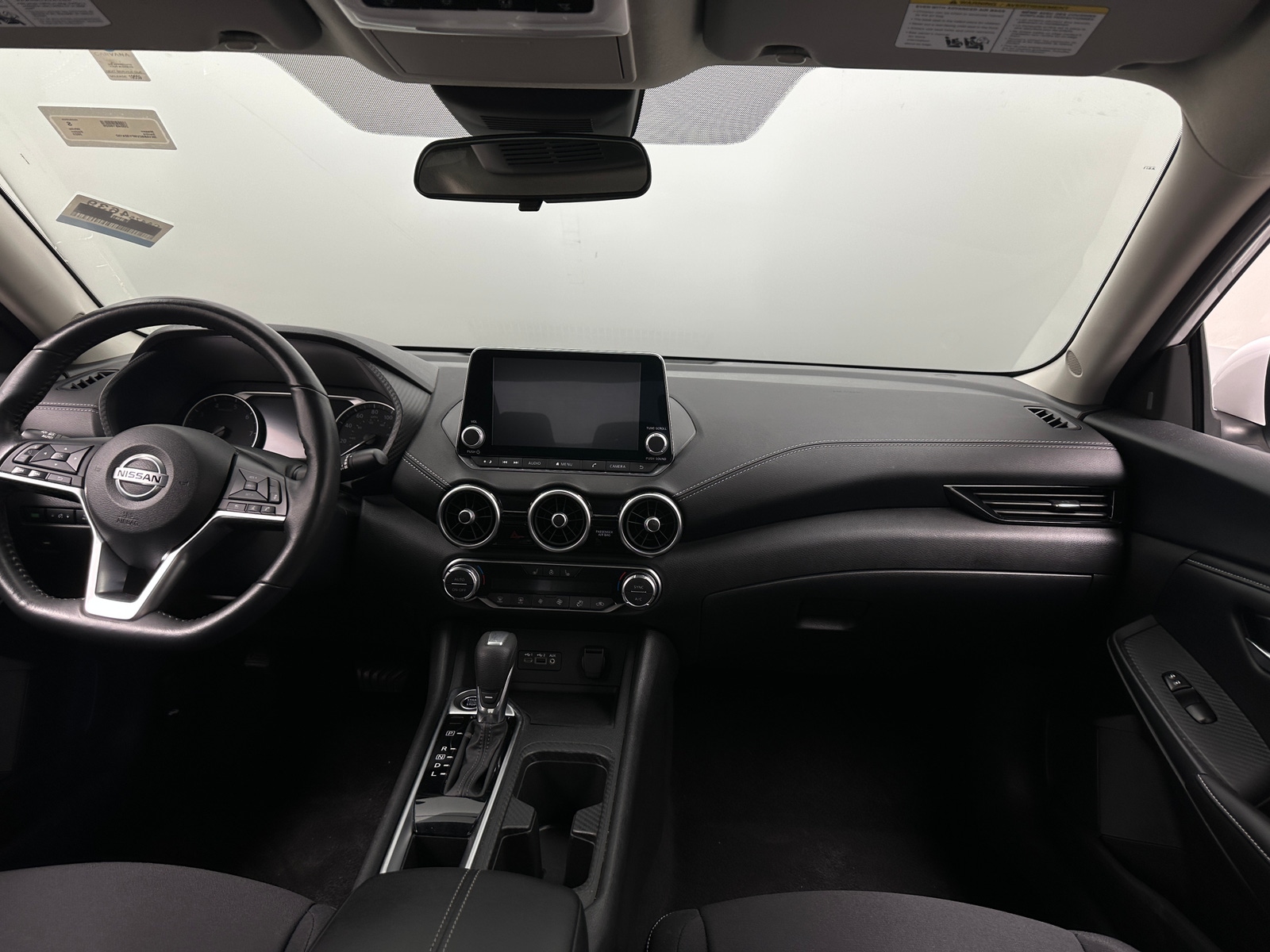Thumbnail: 2023 Nissan Sentra - 3