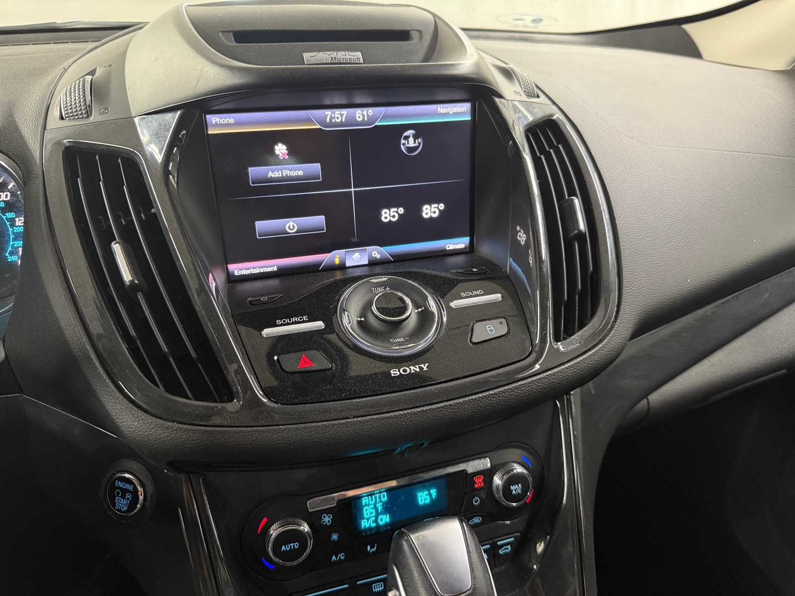 Thumbnail: 2014 Ford Escape - 3