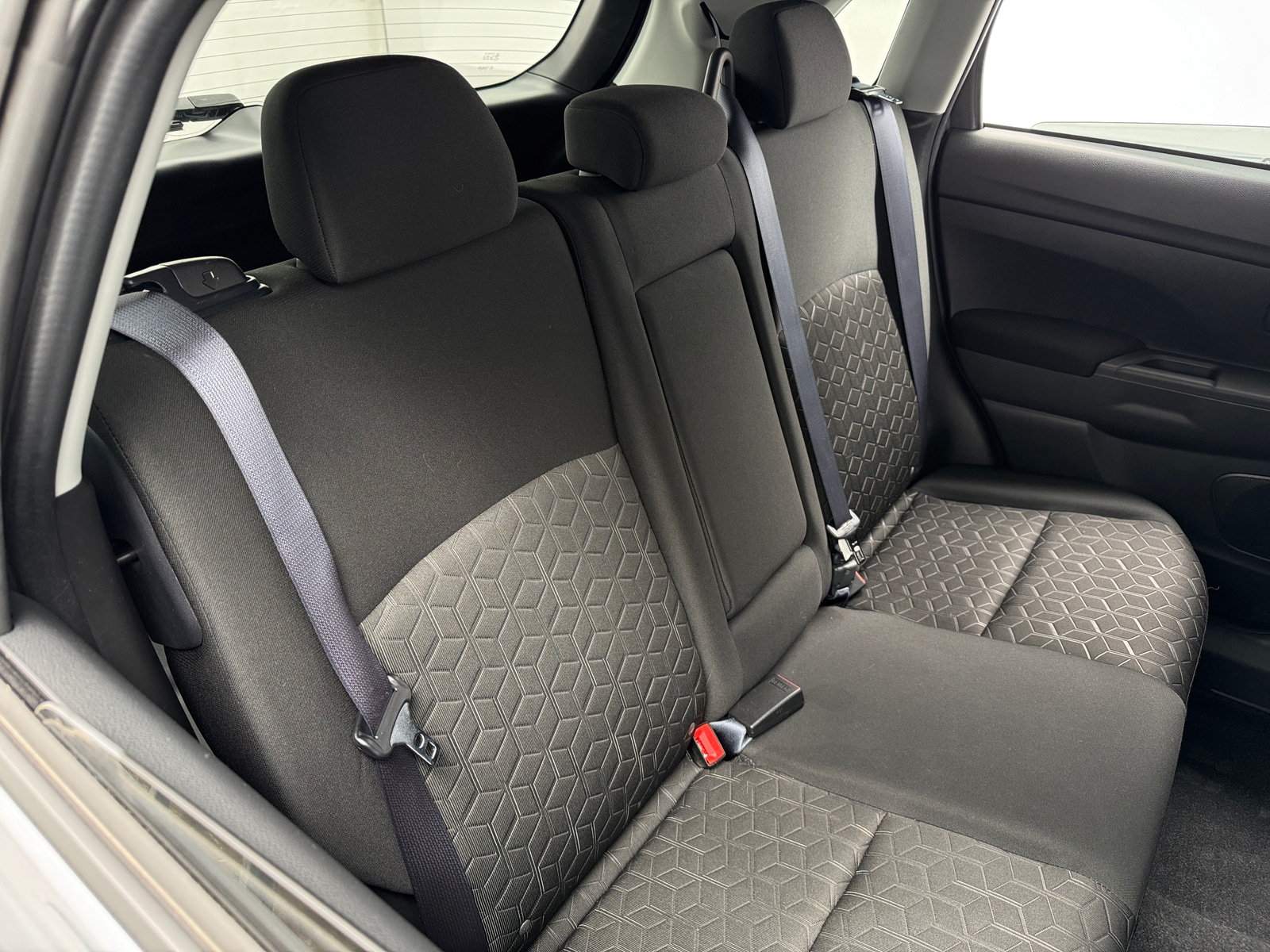 Thumbnail: 2025 Mitsubishi Outlander Sport - 6