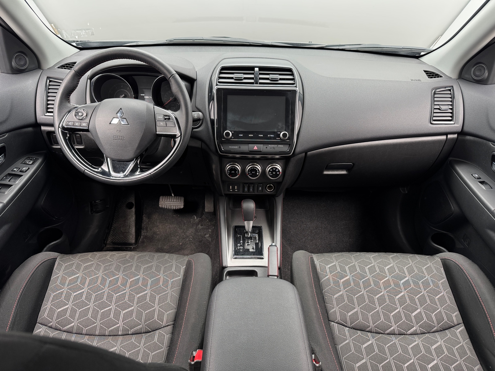 Thumbnail: 2025 Mitsubishi Outlander Sport - 3
