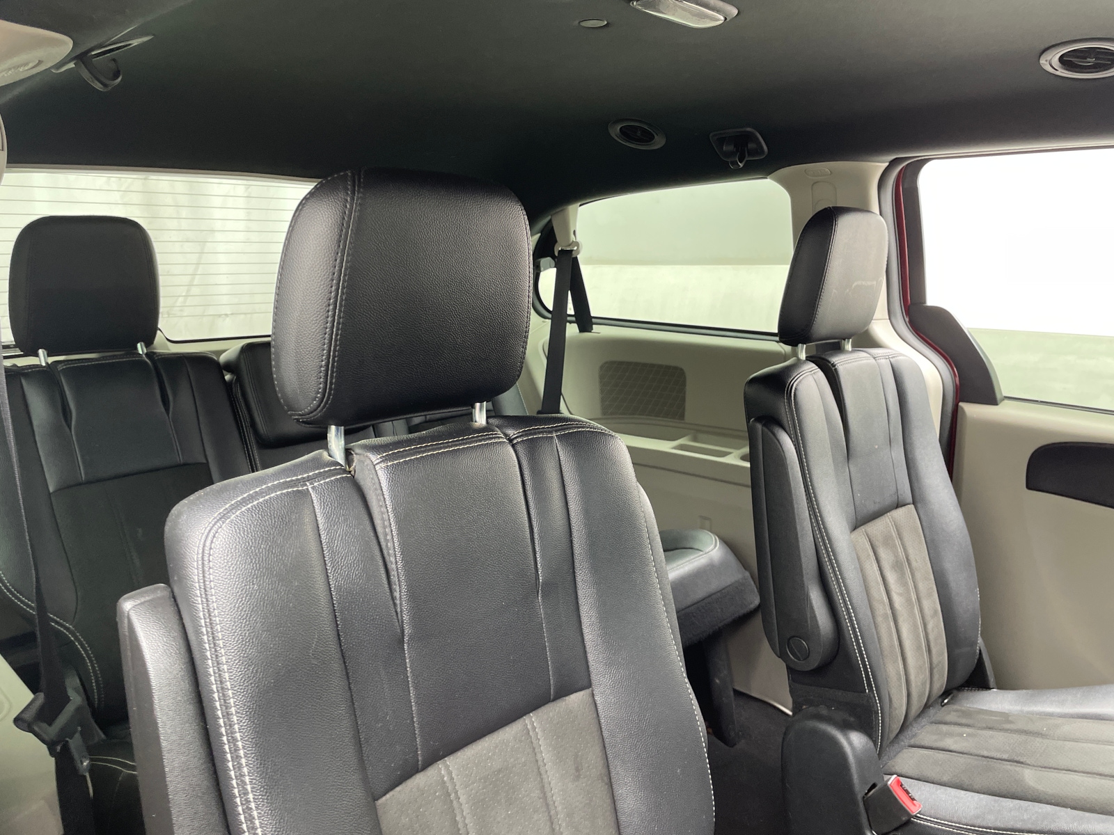 Thumbnail: 2019 Dodge Grand Caravan - 6