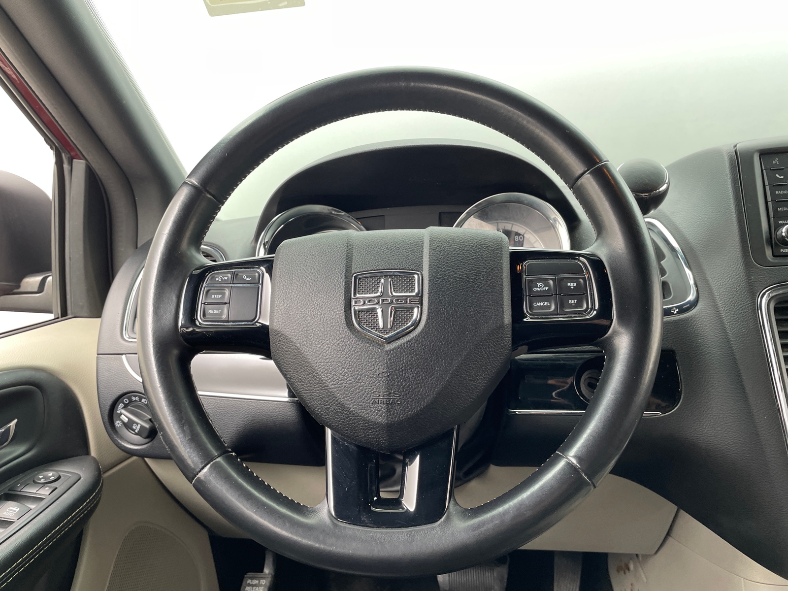 Thumbnail: 2019 Dodge Grand Caravan - 5