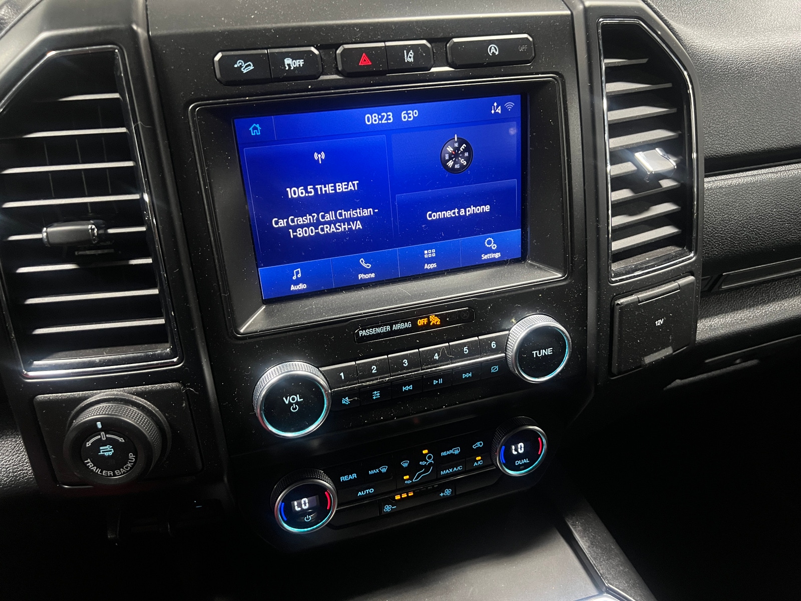 Thumbnail: 2021 Ford Expedition - 4