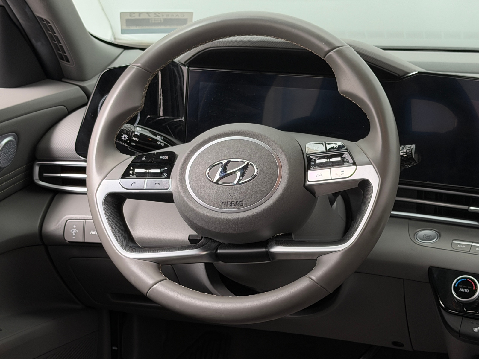 Thumbnail: 2023 Hyundai Elantra - 5