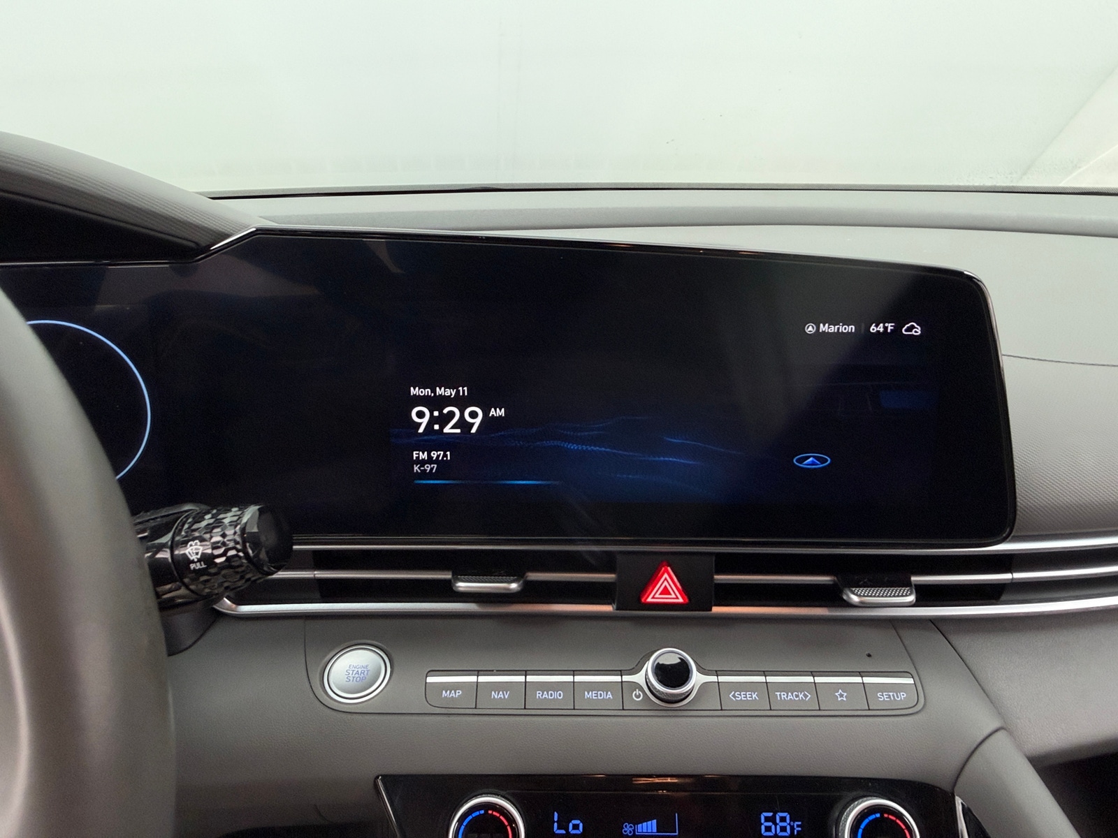 Thumbnail: 2023 Hyundai Elantra - 4