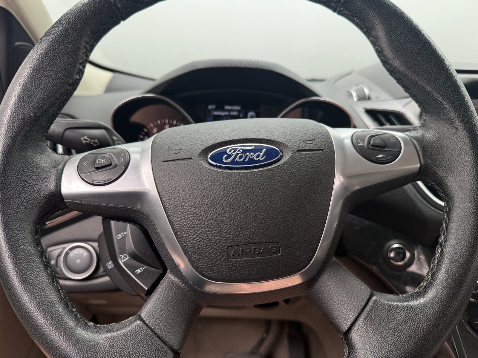 Thumbnail: 2015 Ford Escape - 4