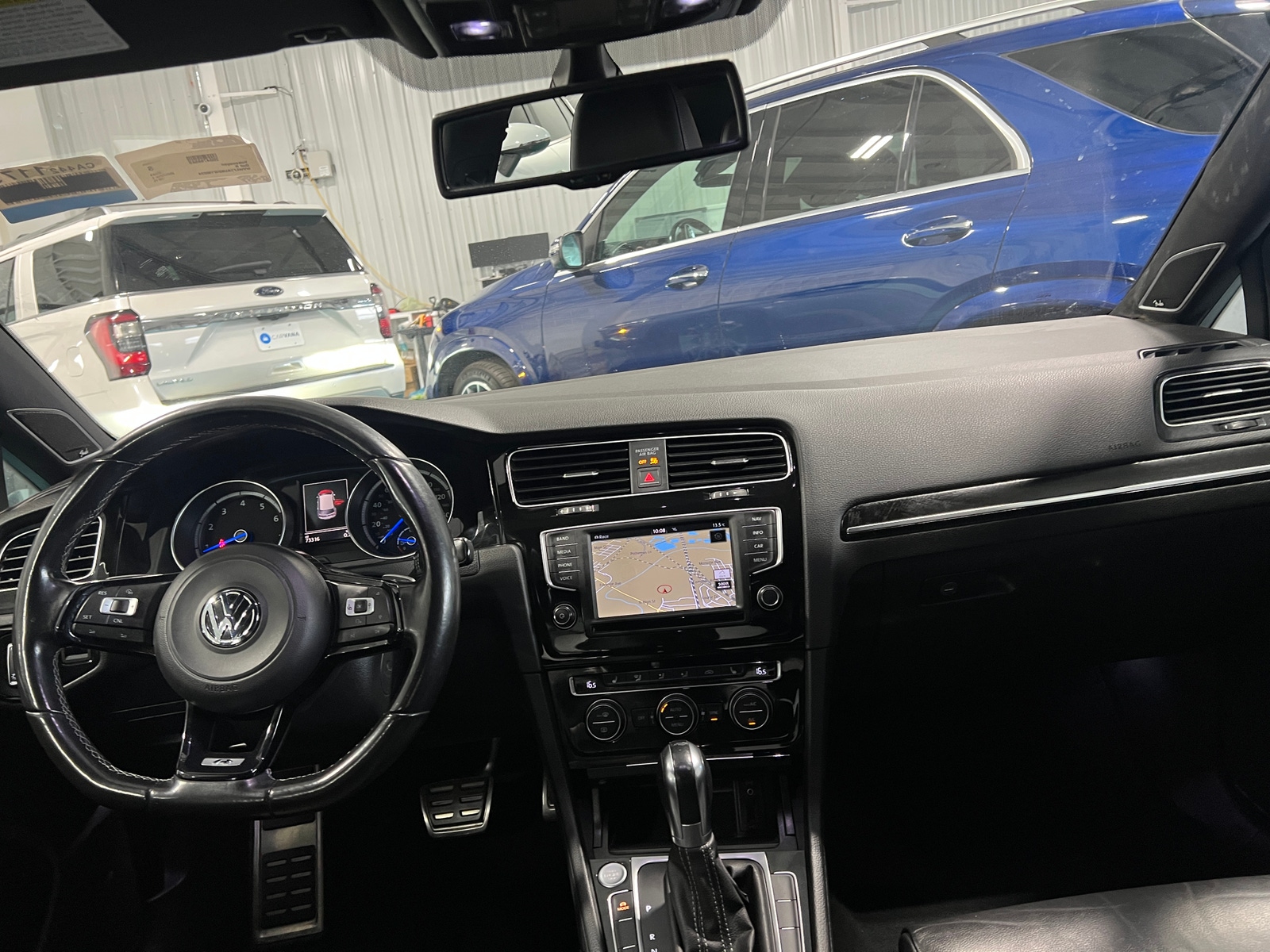 Thumbnail: 2016 Volkswagen Golf - 2