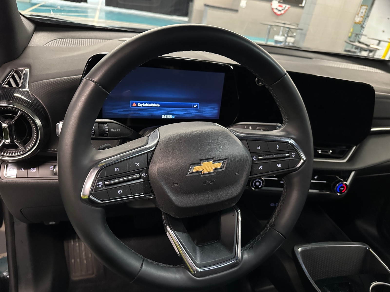 Thumbnail: 2025 Chevrolet Equinox - 5