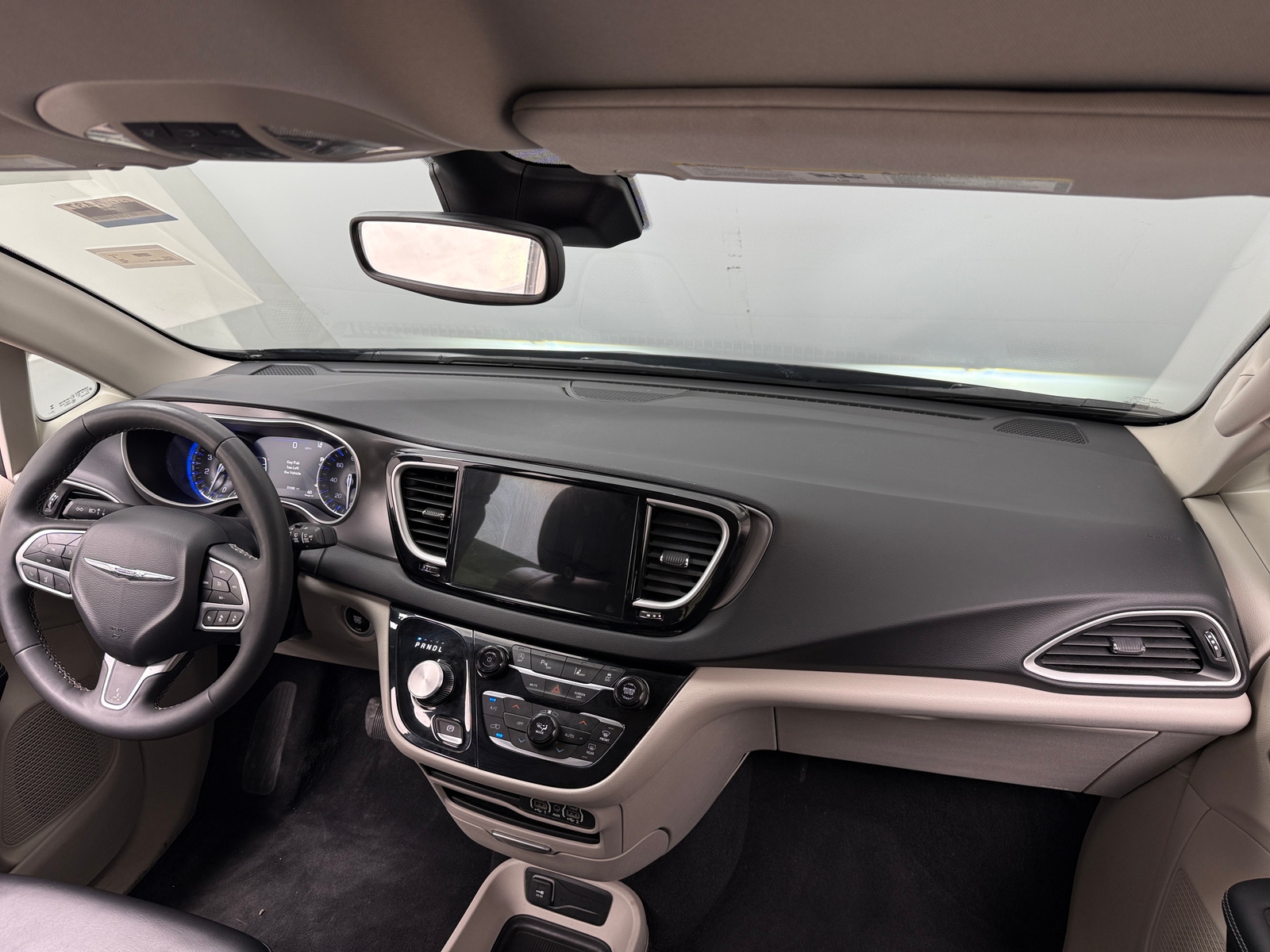 Thumbnail: 2023 Chrysler Pacifica - 2