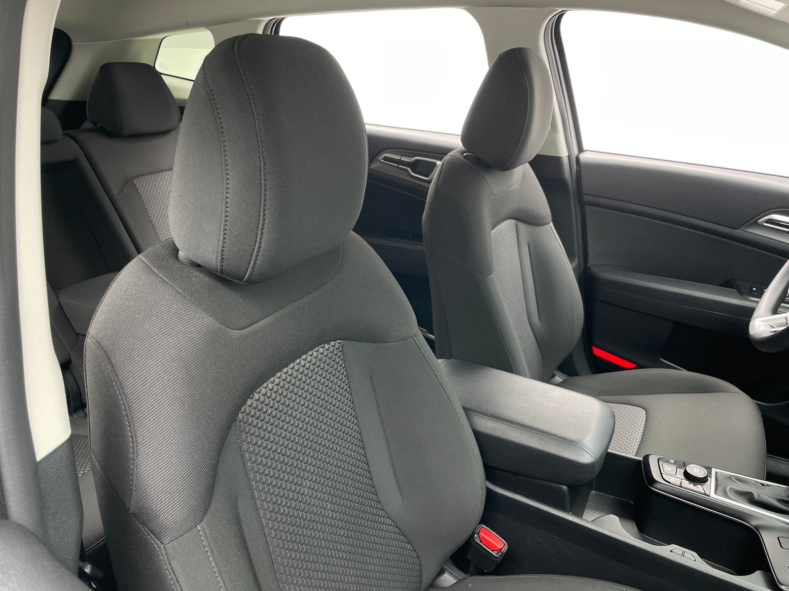 Thumbnail: 2025 Kia Sportage - 2