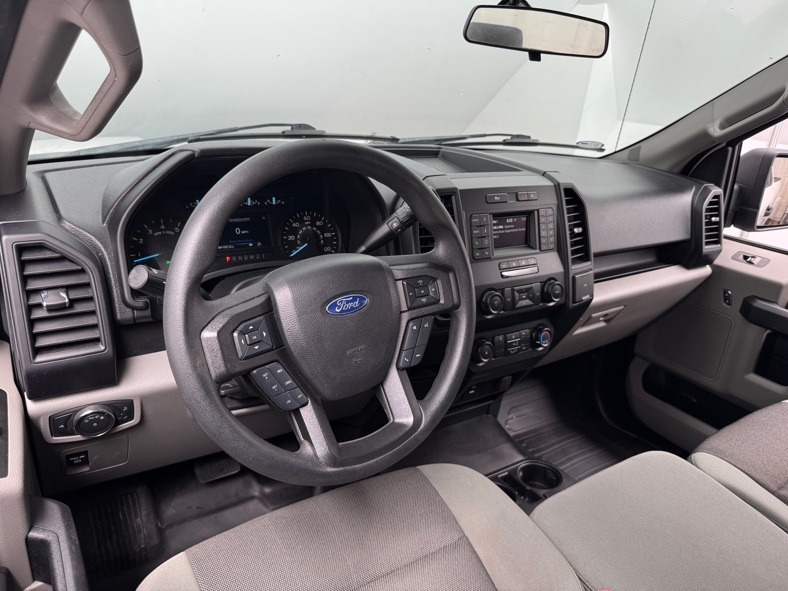 Thumbnail: 2019 Ford Econoline - 3