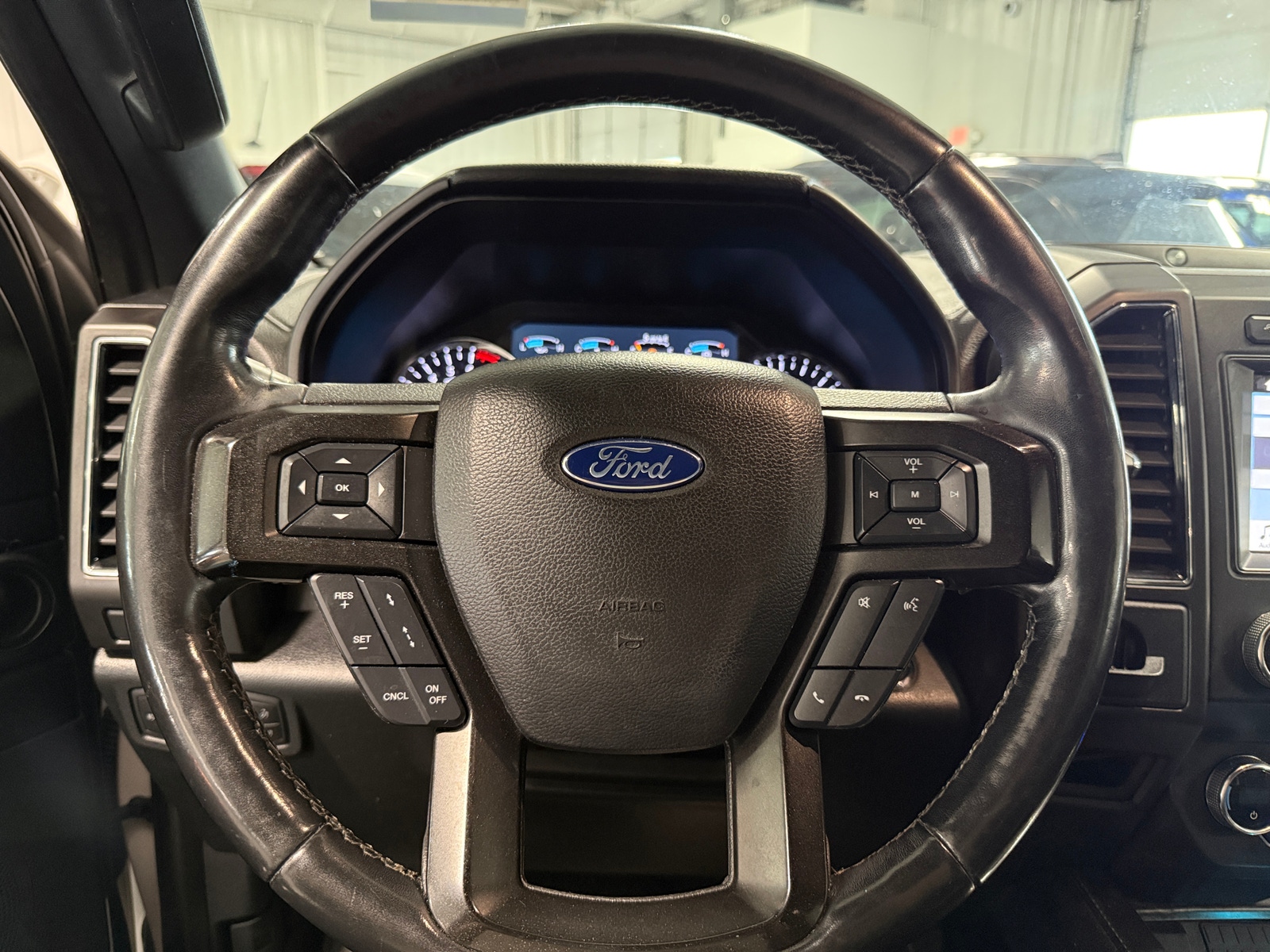 Thumbnail: 2019 Ford Expedition MAX - 4