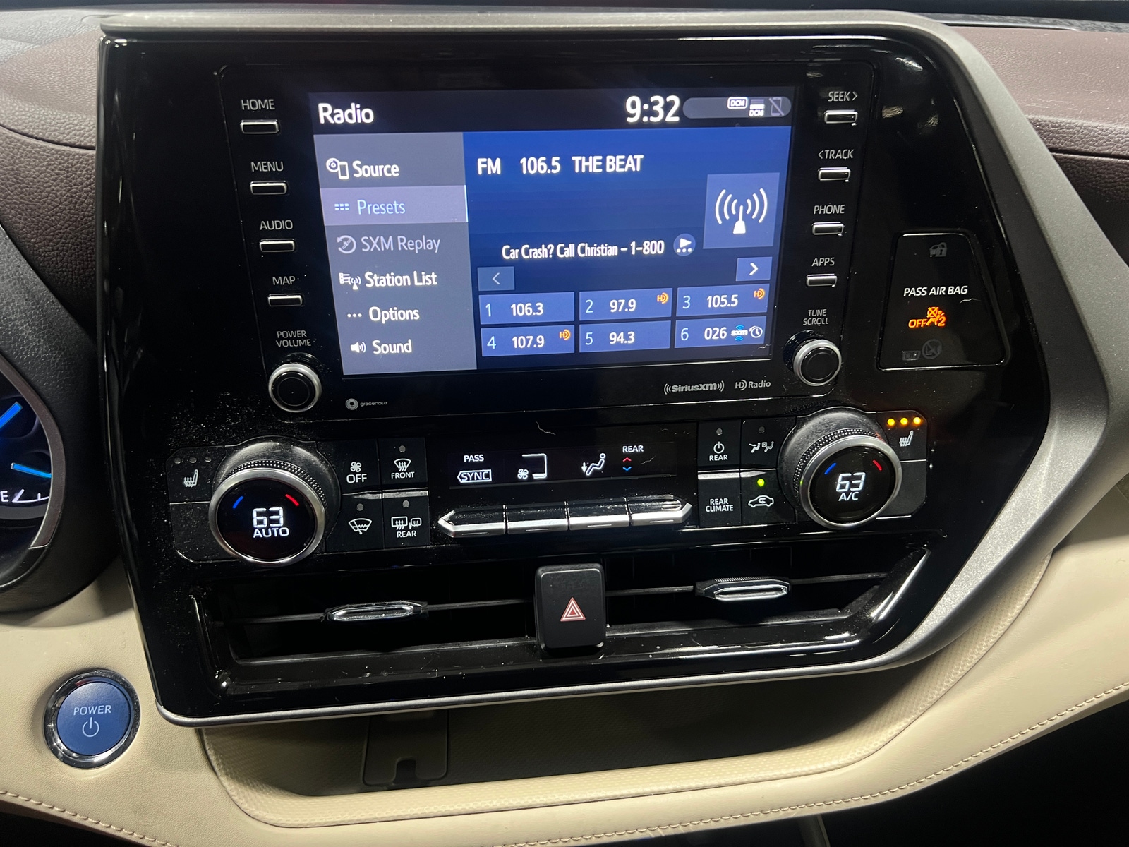 Thumbnail: 2022 Toyota Highlander - 3