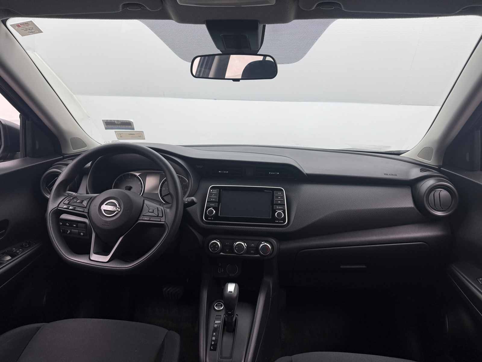 Thumbnail: 2023 Nissan Kicks - 3