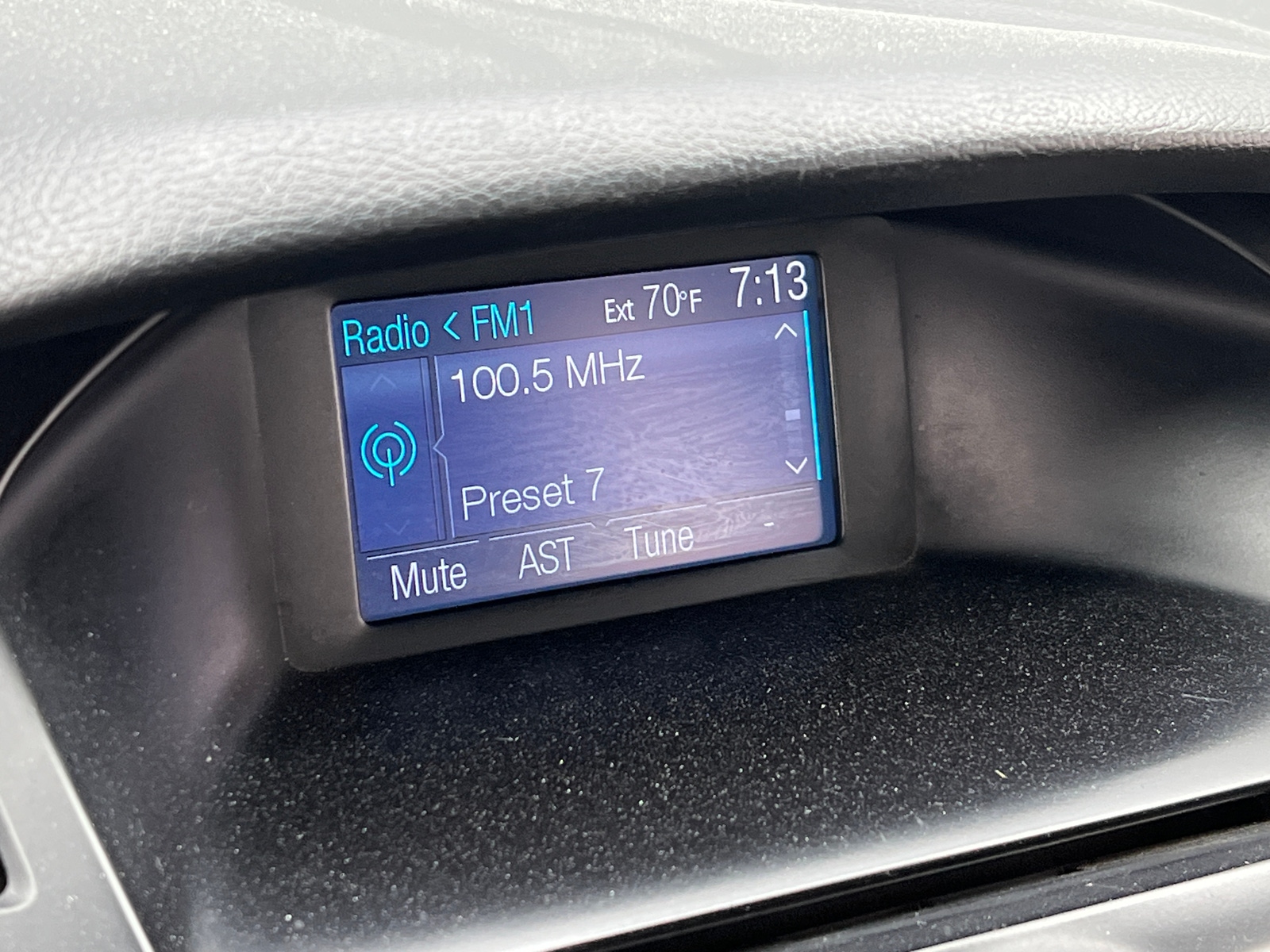 Thumbnail: 2012 Ford Focus - 4