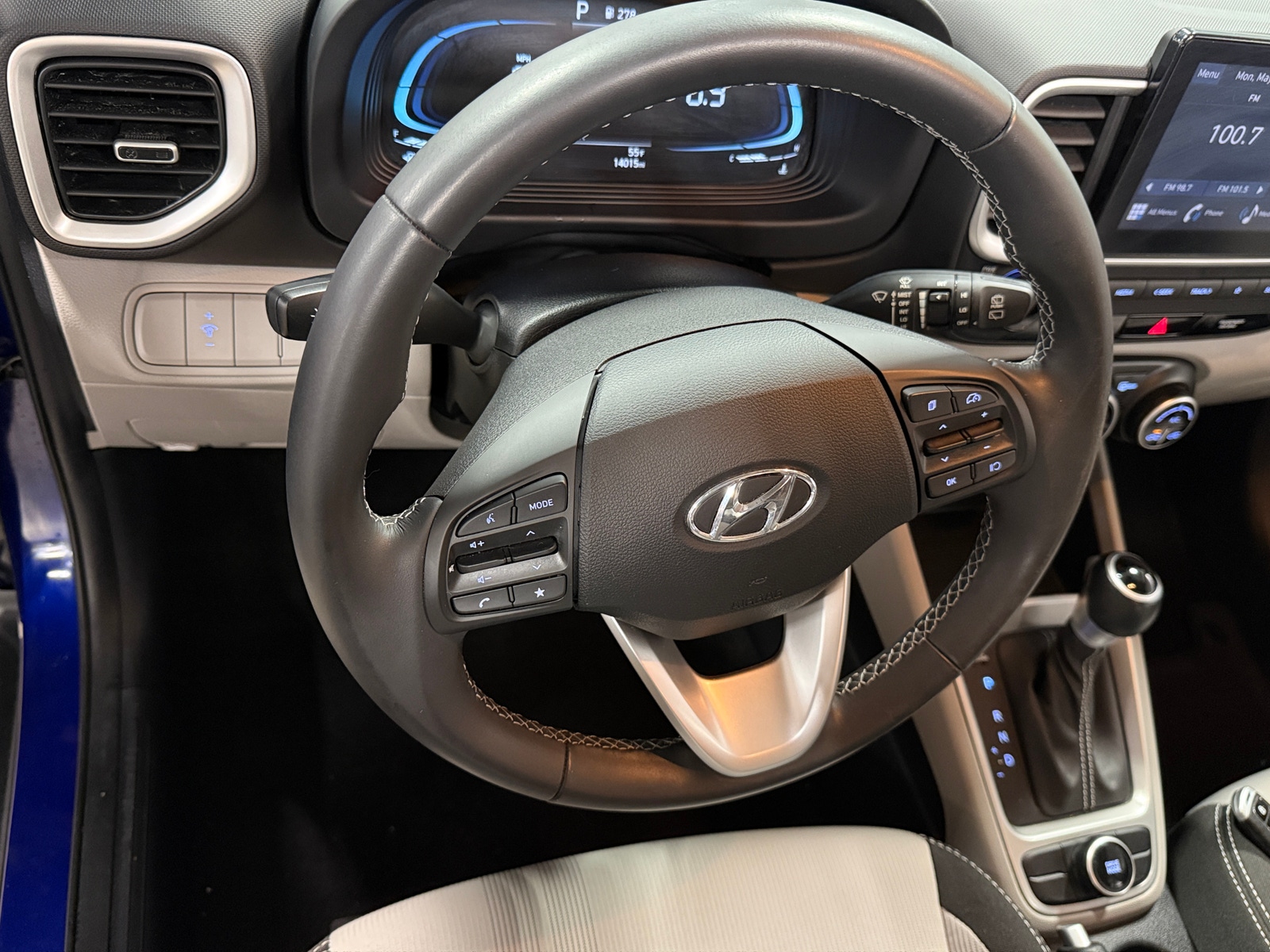 Thumbnail: 2024 Hyundai Venue - 5