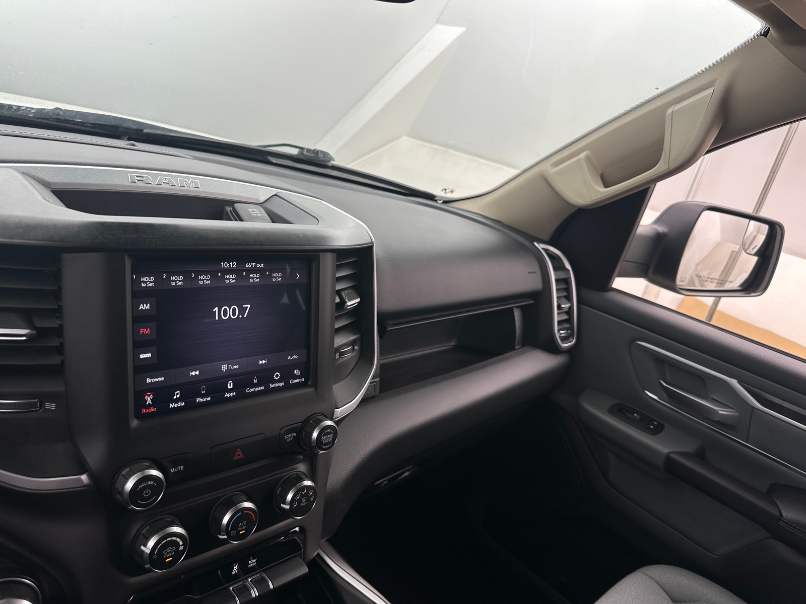 Thumbnail: 2020 RAM 1500 - 4