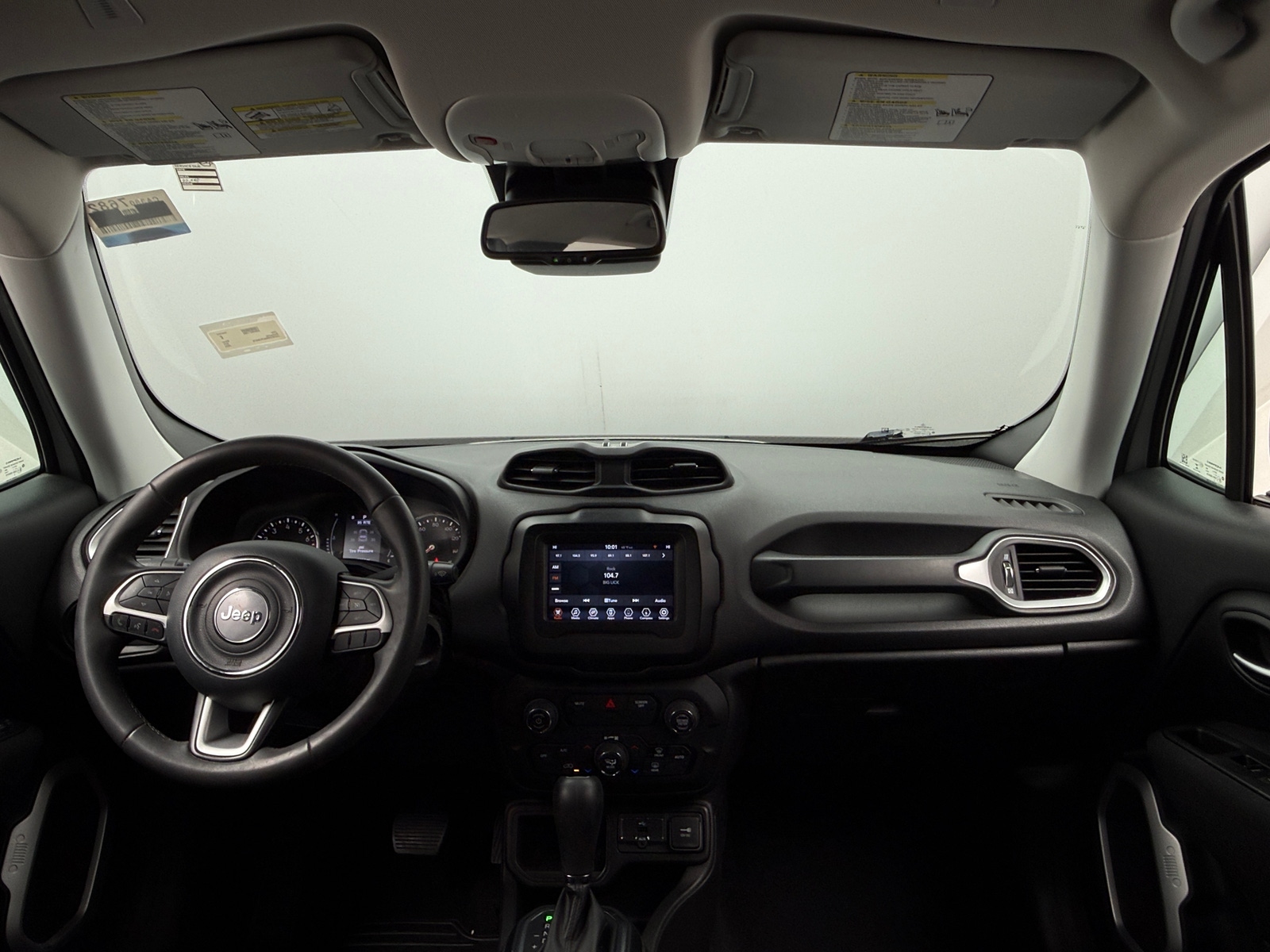 Thumbnail: 2020 Jeep Renegade - 3