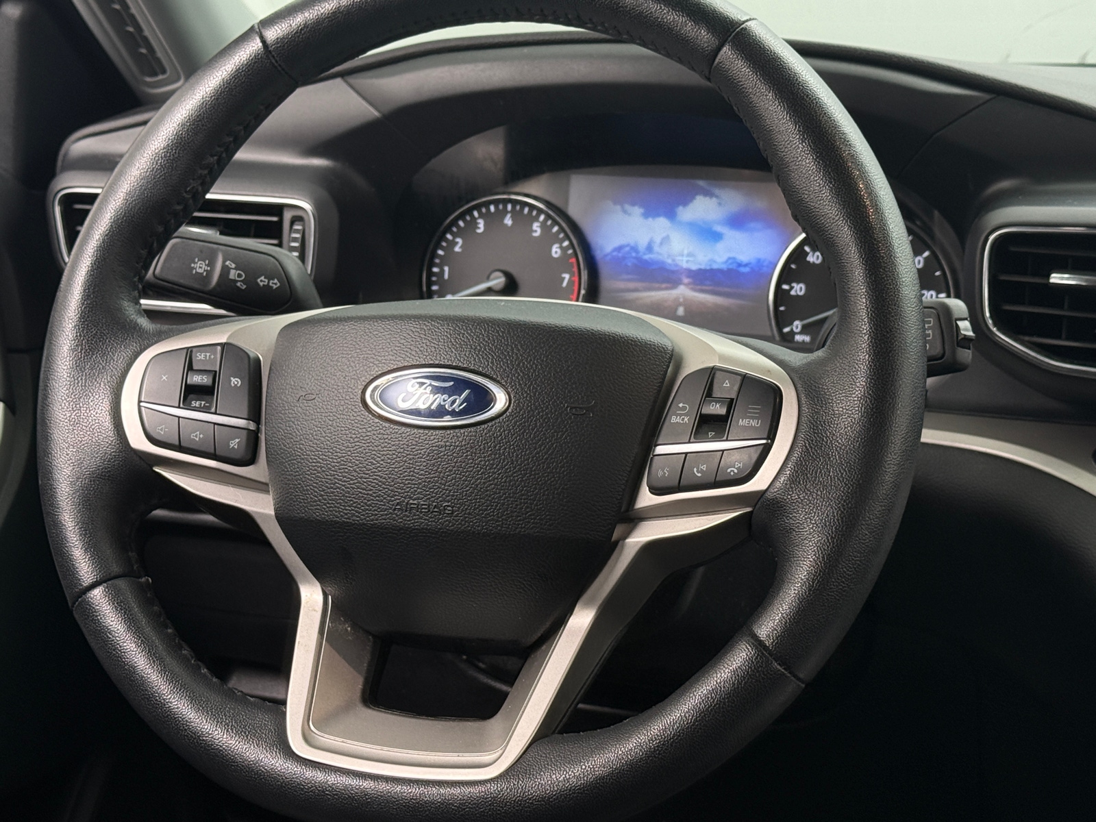 Thumbnail: 2024 Ford Explorer - 5