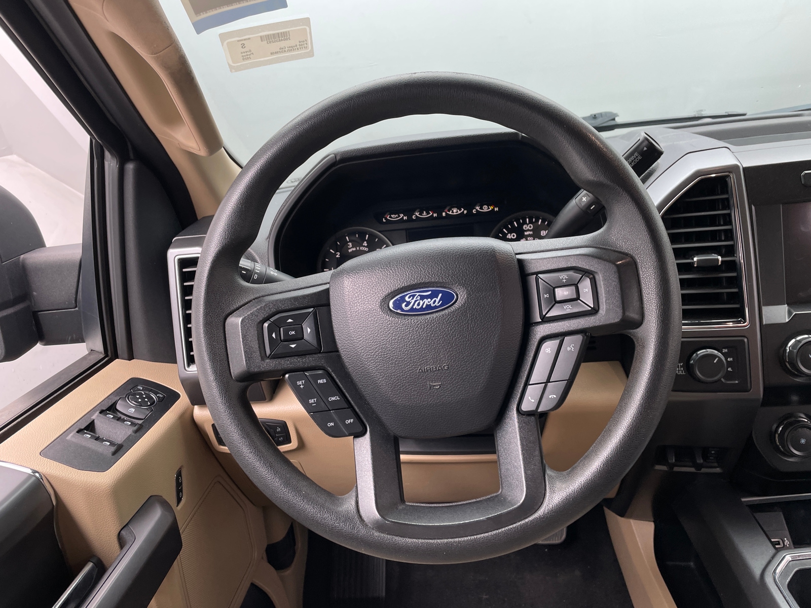 Thumbnail: 2020 Ford Econoline - 5