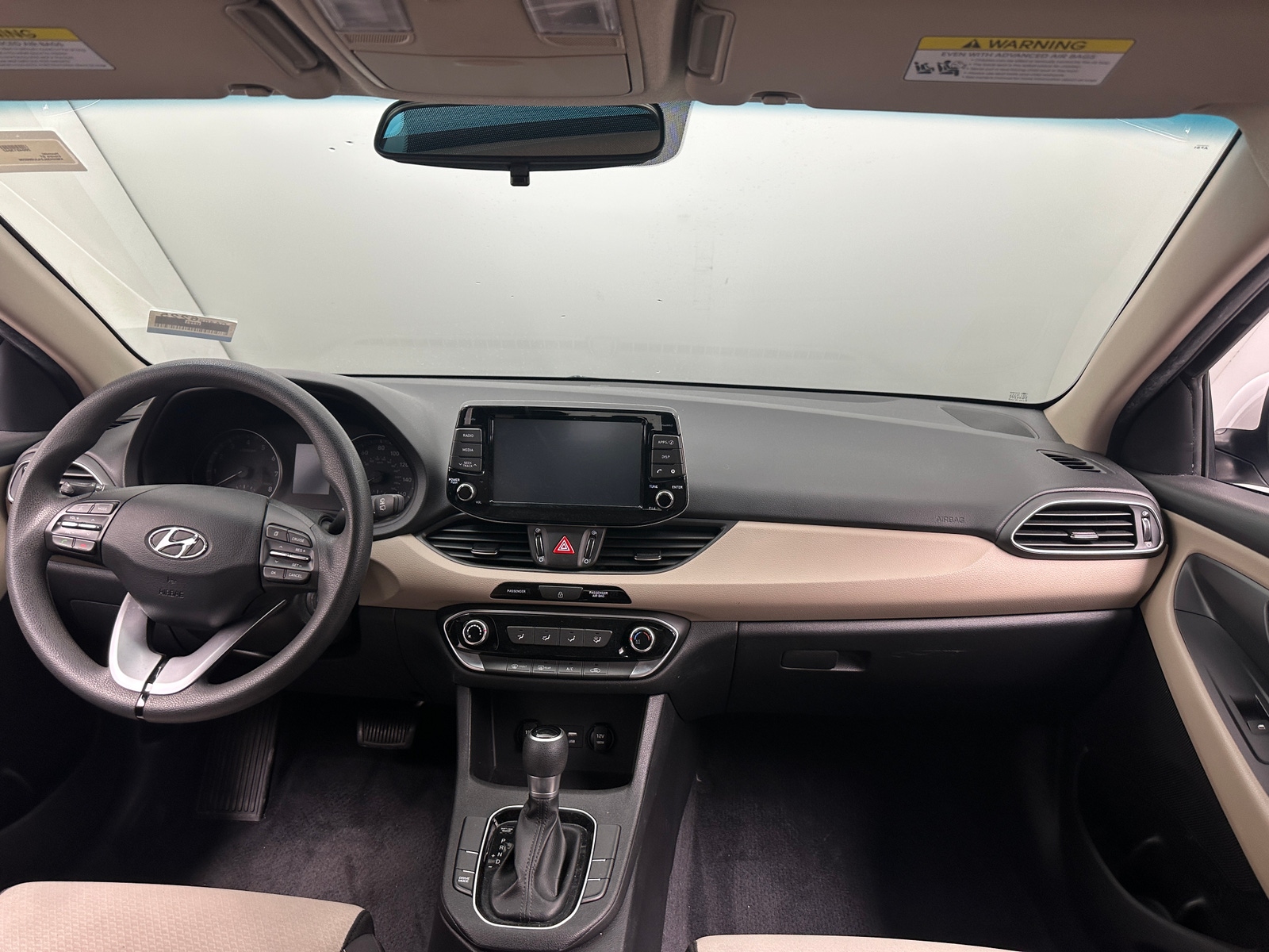 Thumbnail: 2018 Hyundai Elantra - 3