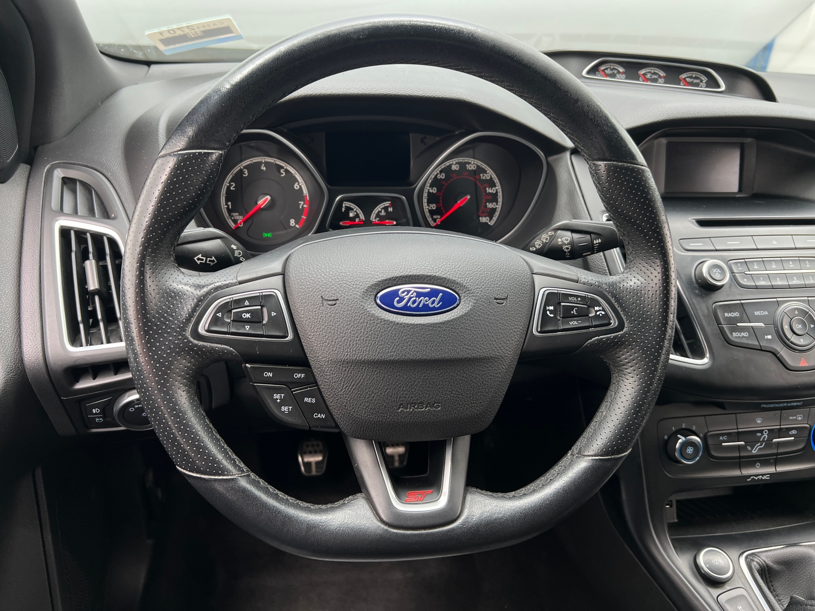 Thumbnail: 2017 Ford Focus - 5