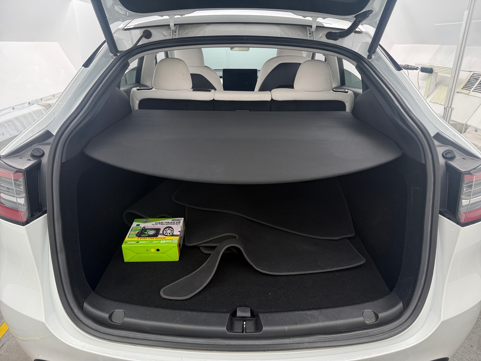Thumbnail: 2023 Tesla Model Y - 6